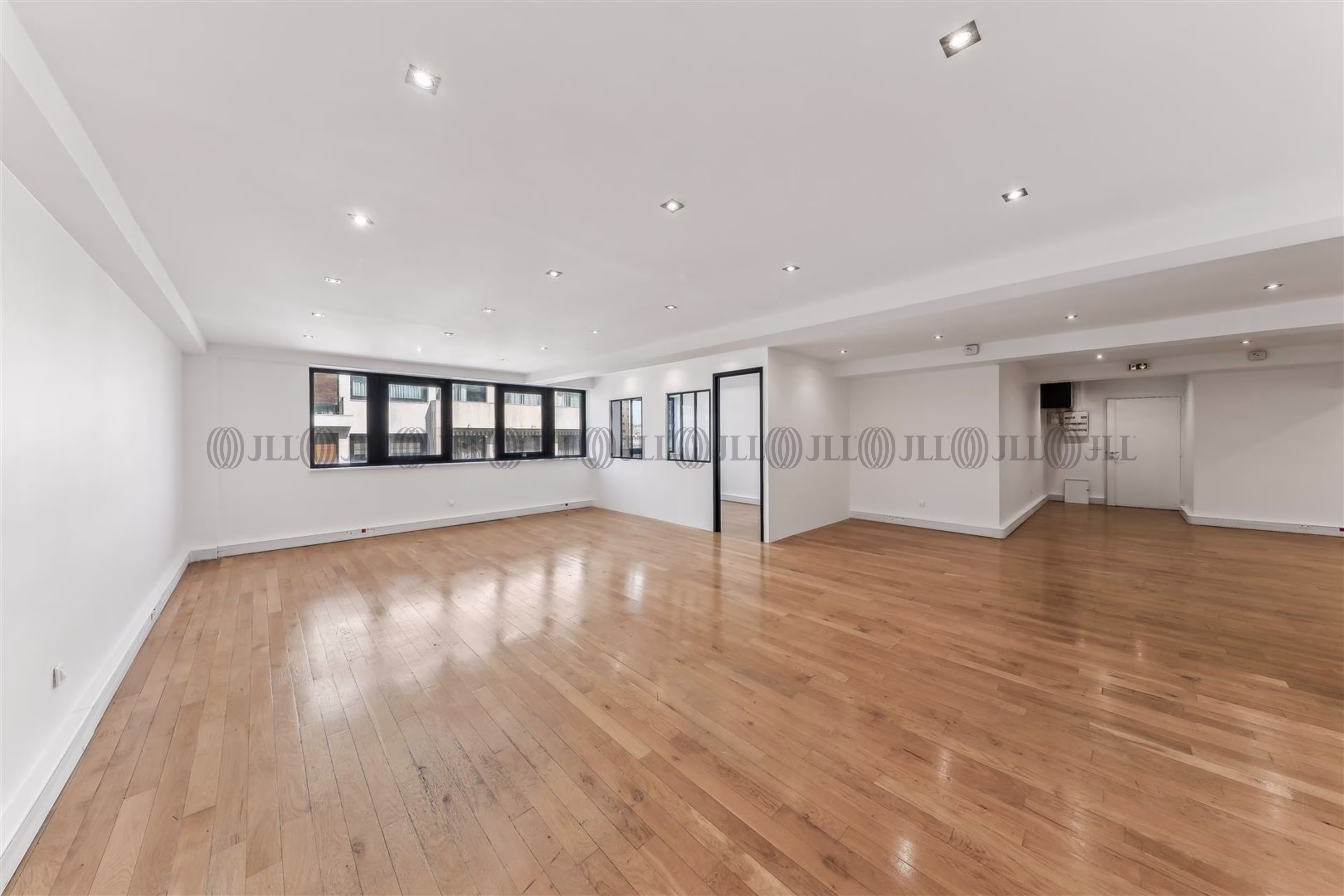 33 RUE RAFFET
