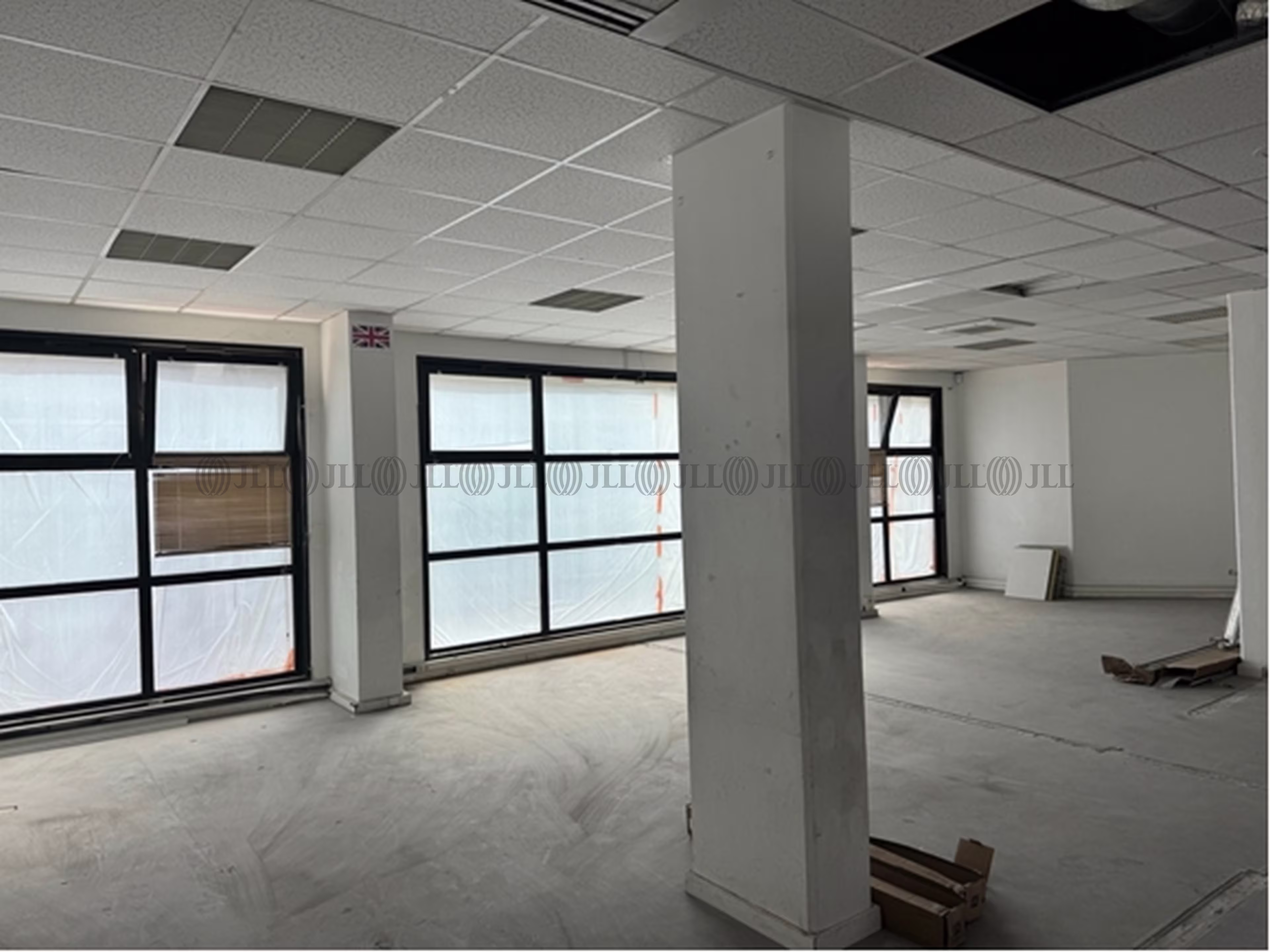 6 BOULEVARD BINEAU
