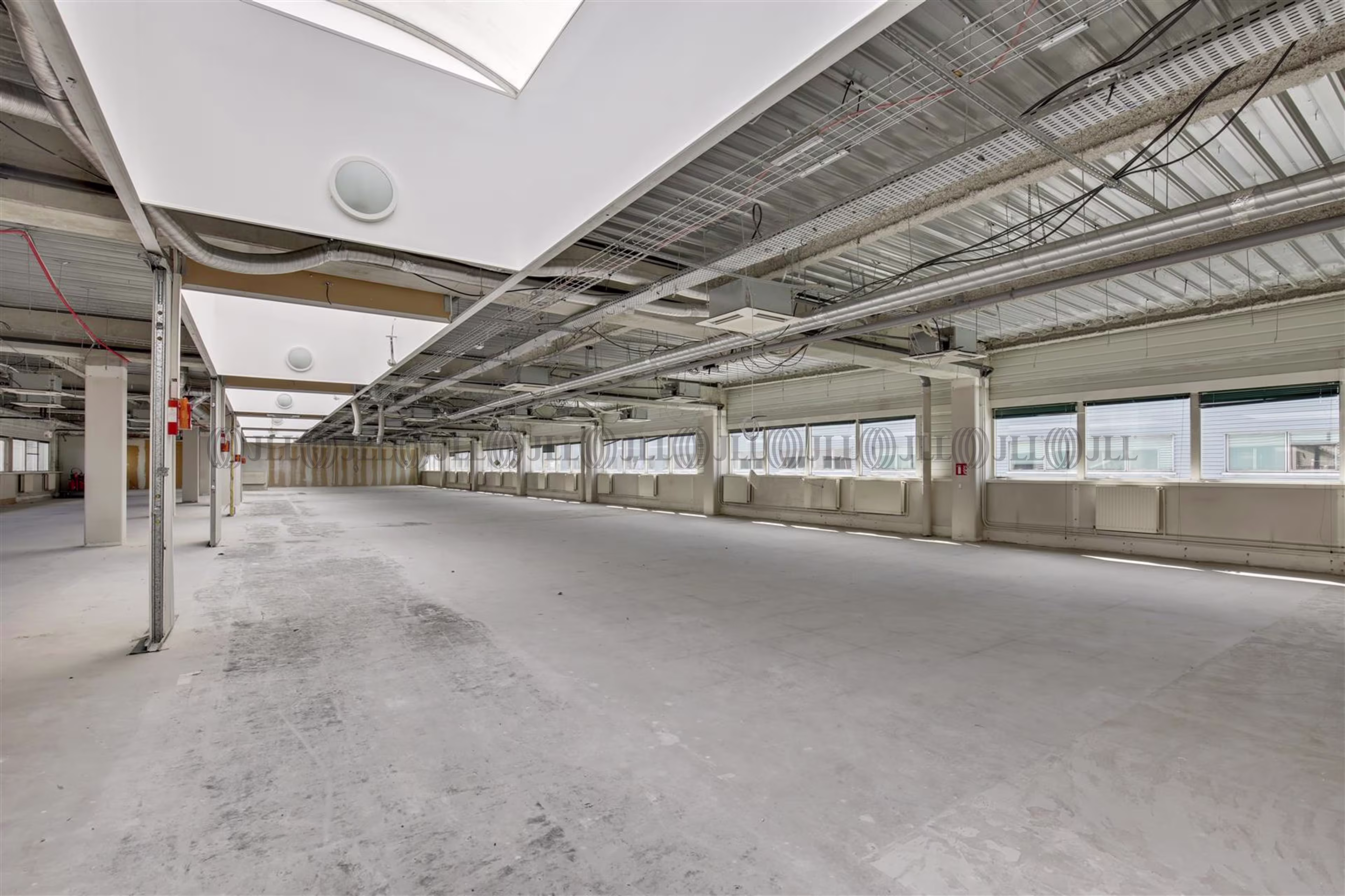 43-45 AVENUE VICTOR HUGO