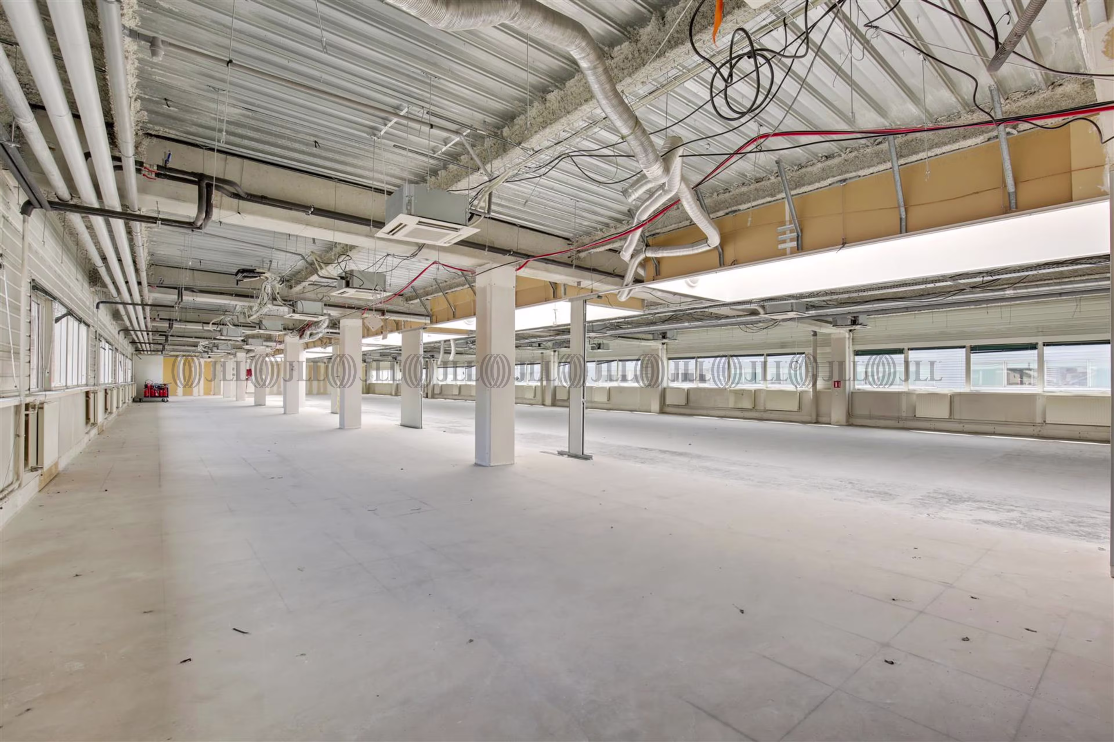 43-45 AVENUE VICTOR HUGO