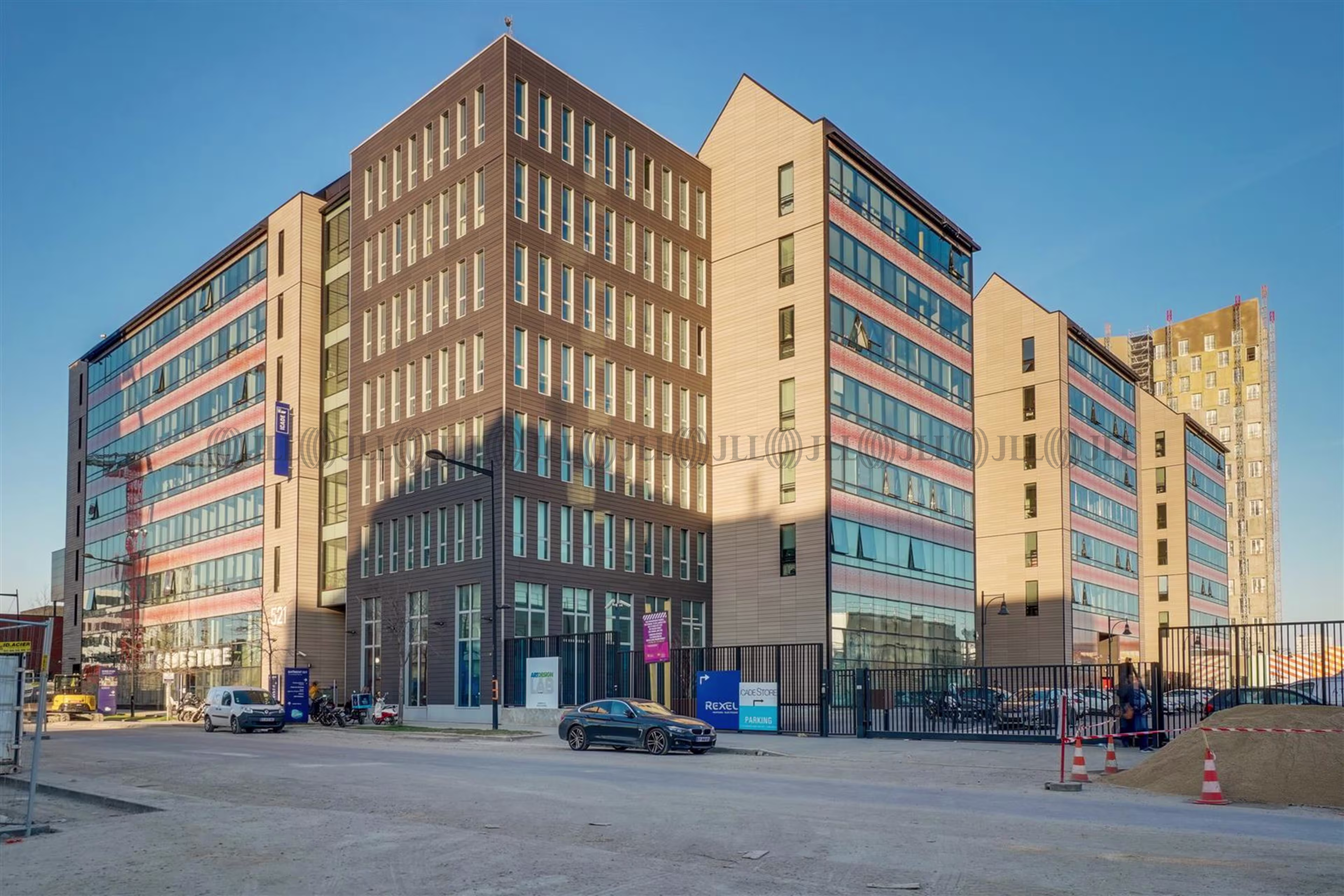 10 RUE WALDECK ROCHET