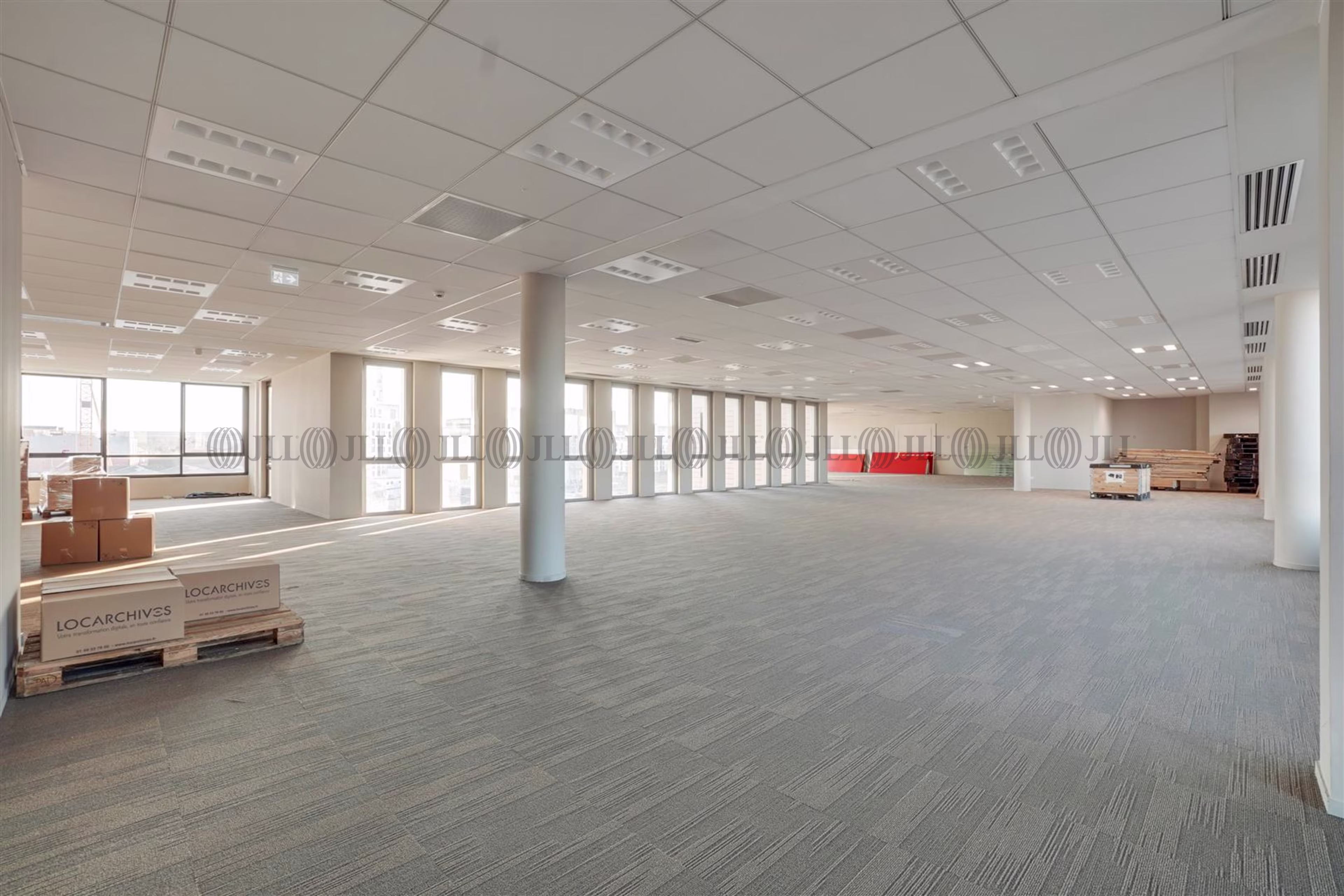 10 RUE WALDECK ROCHET