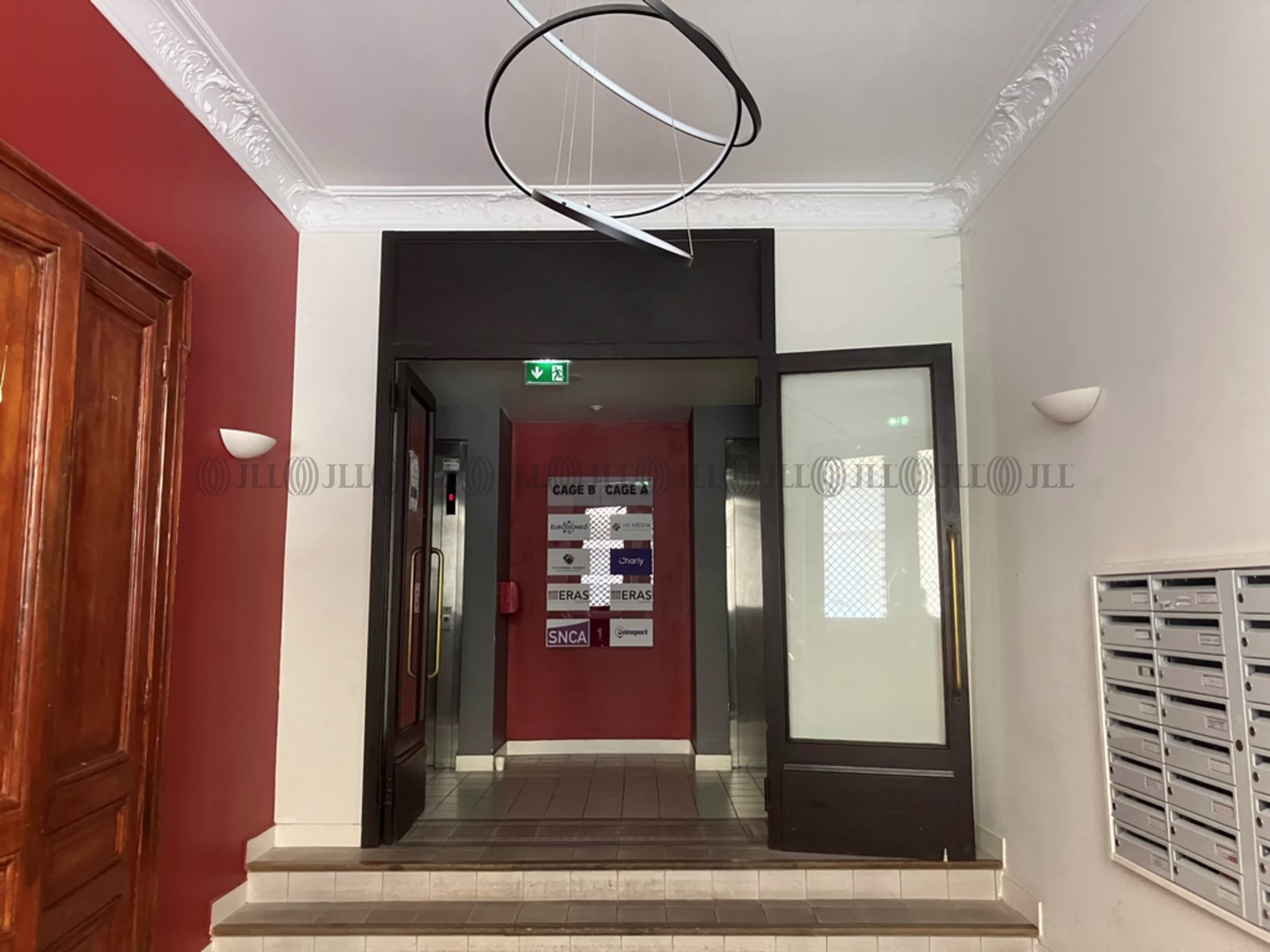 72 RUE DE LA REPUBLIQUE