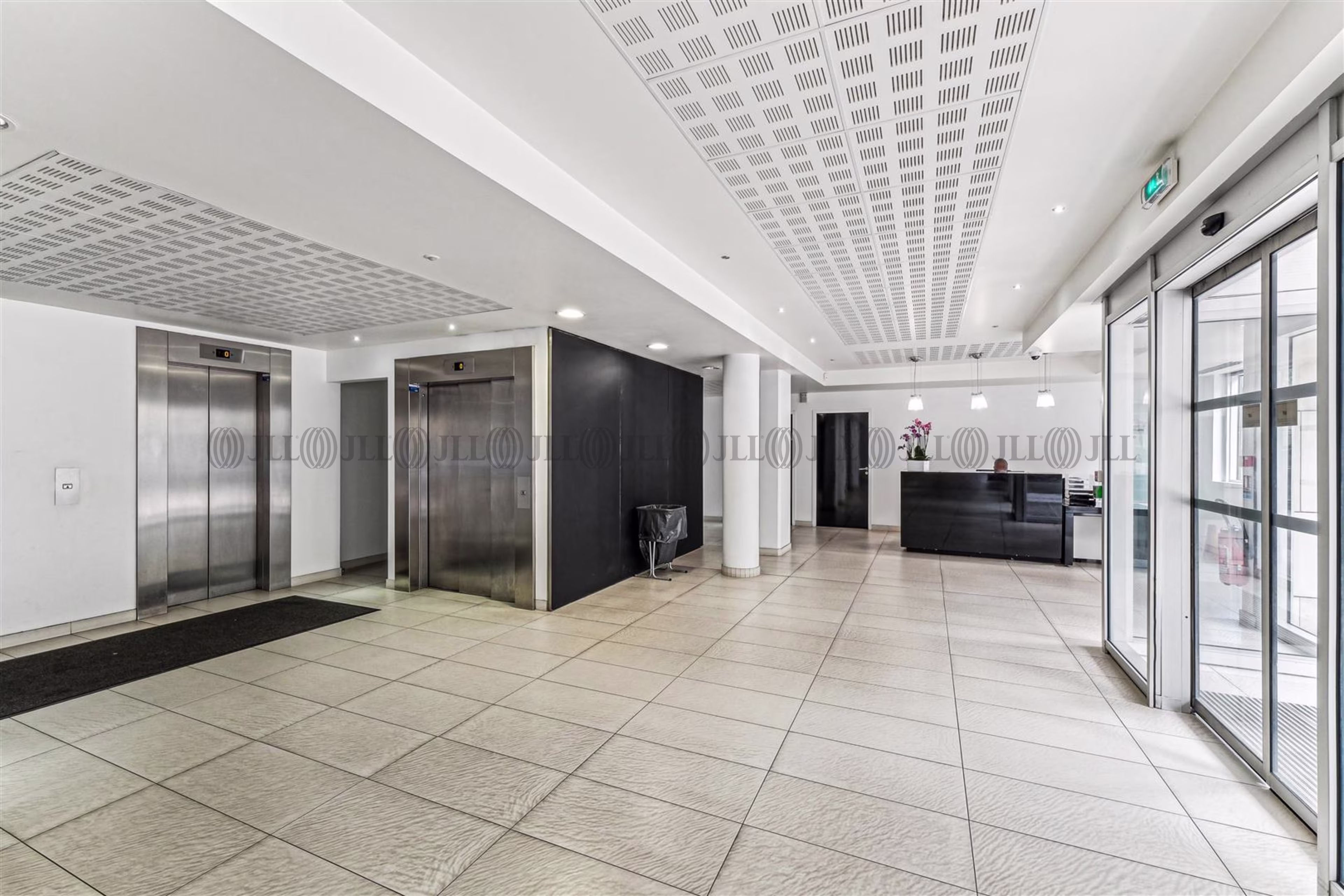 38 RUE JACQUES IBERT