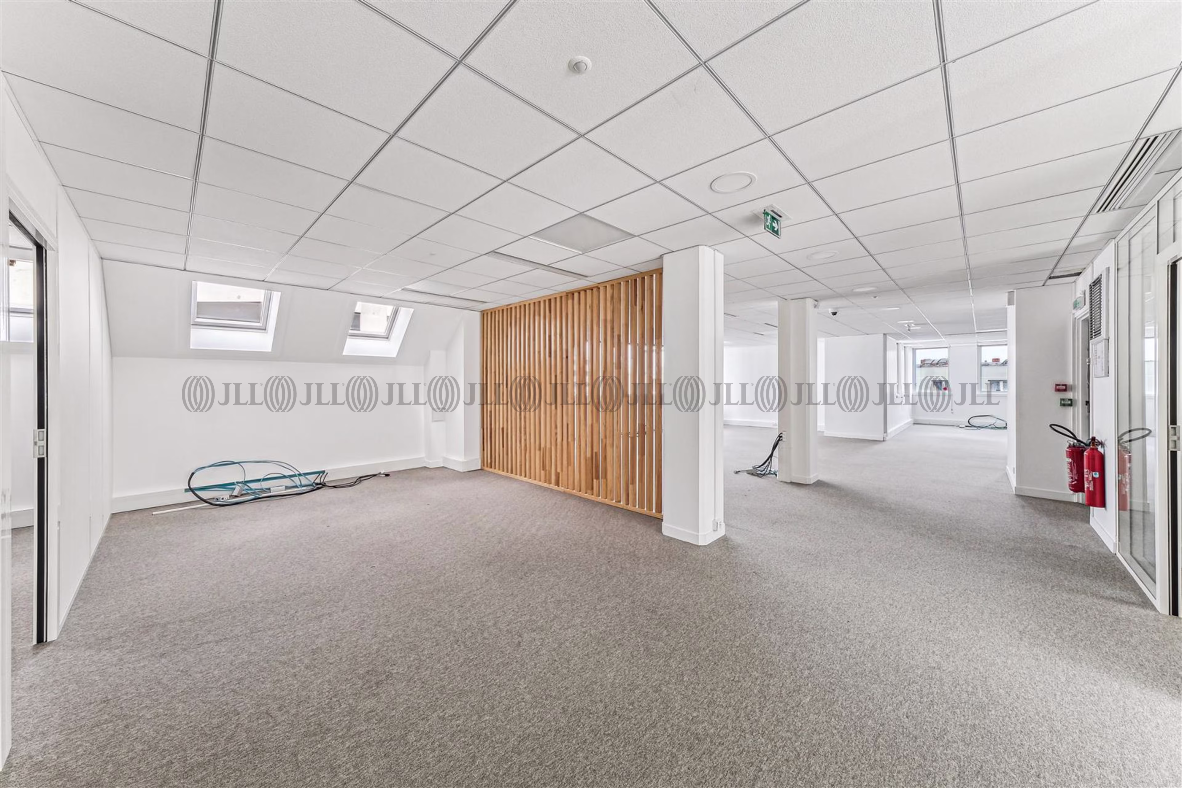 38 RUE JACQUES IBERT