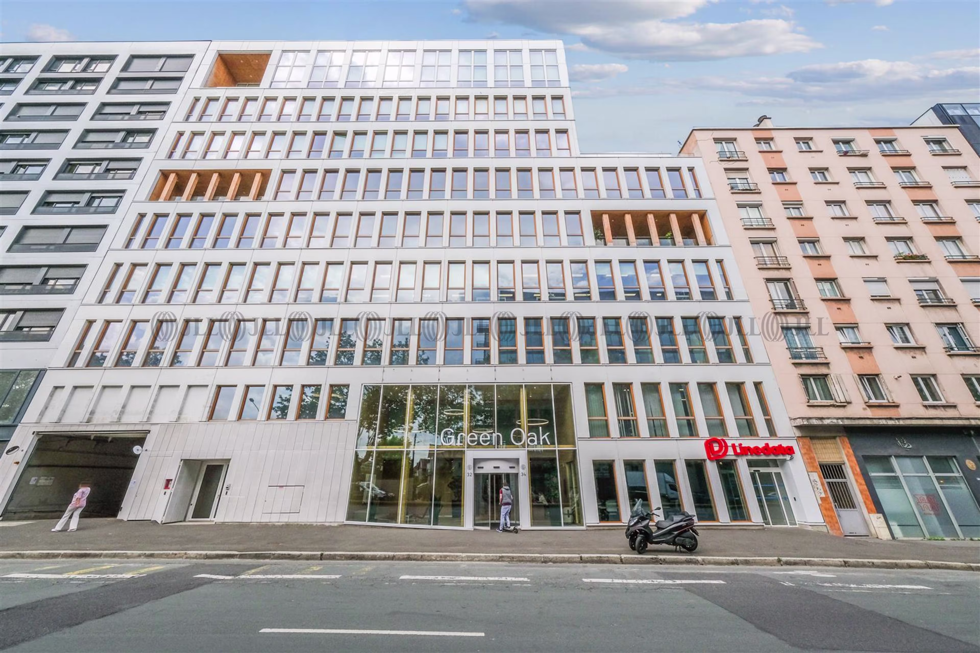 32 AVENUE ARISTIDE BRIAND