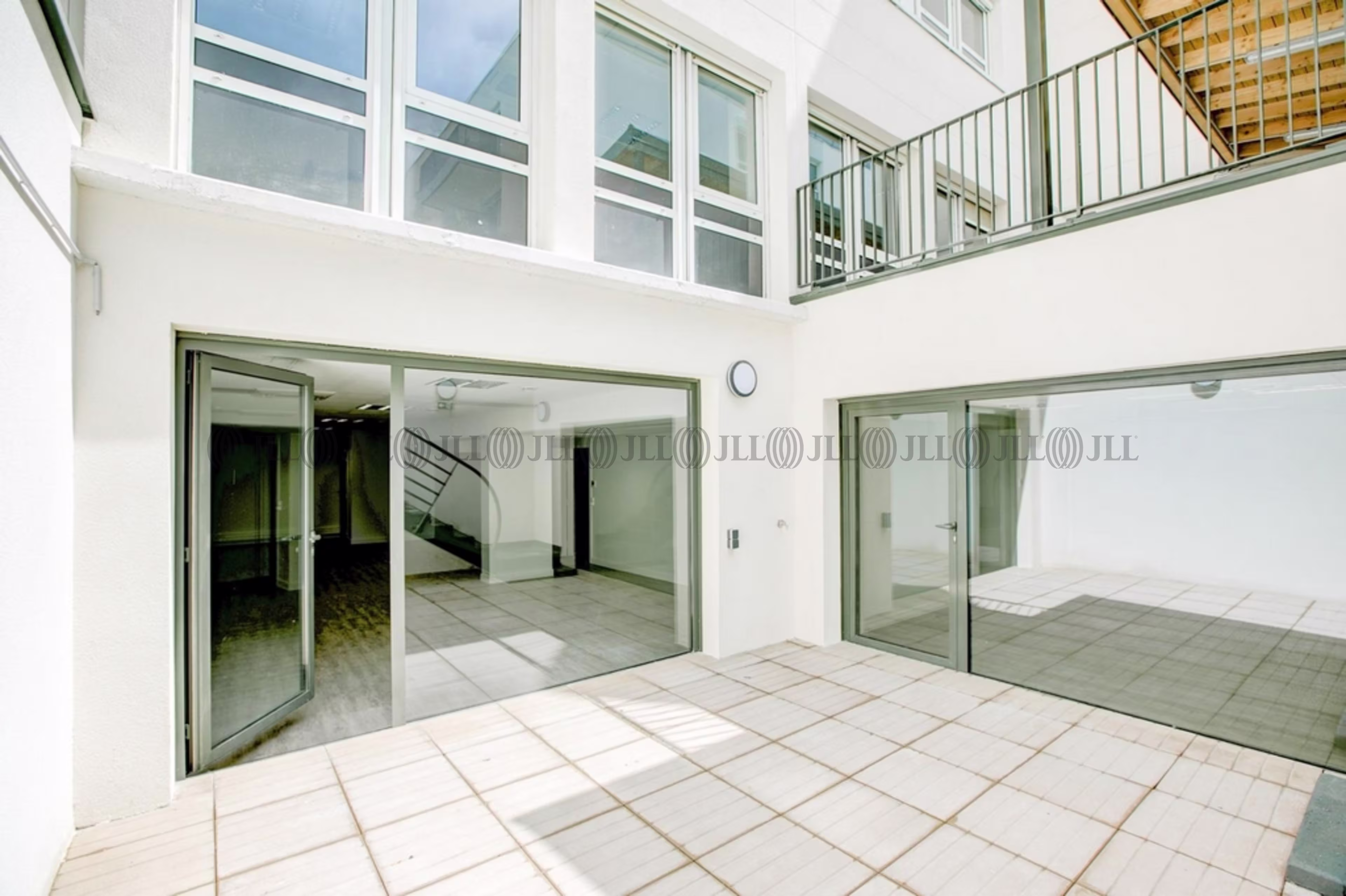 40 AVENUE AUGUSTIN DUMONT