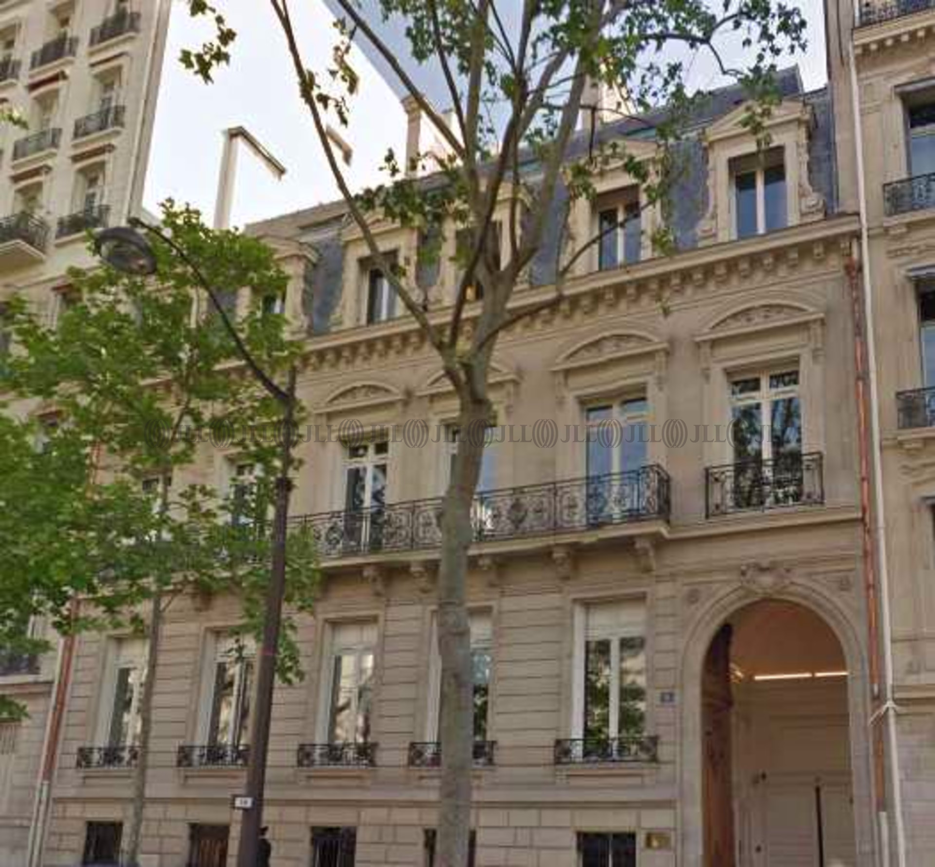 16 AVENUE DE MESSINE