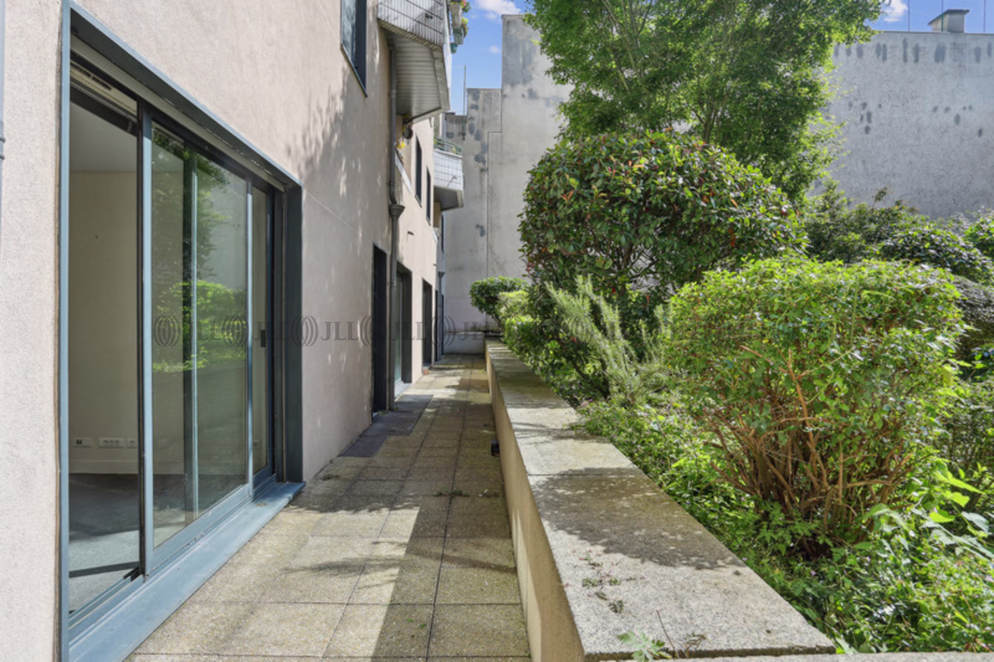 11 ALLEE NICEPHORE NIEPCE