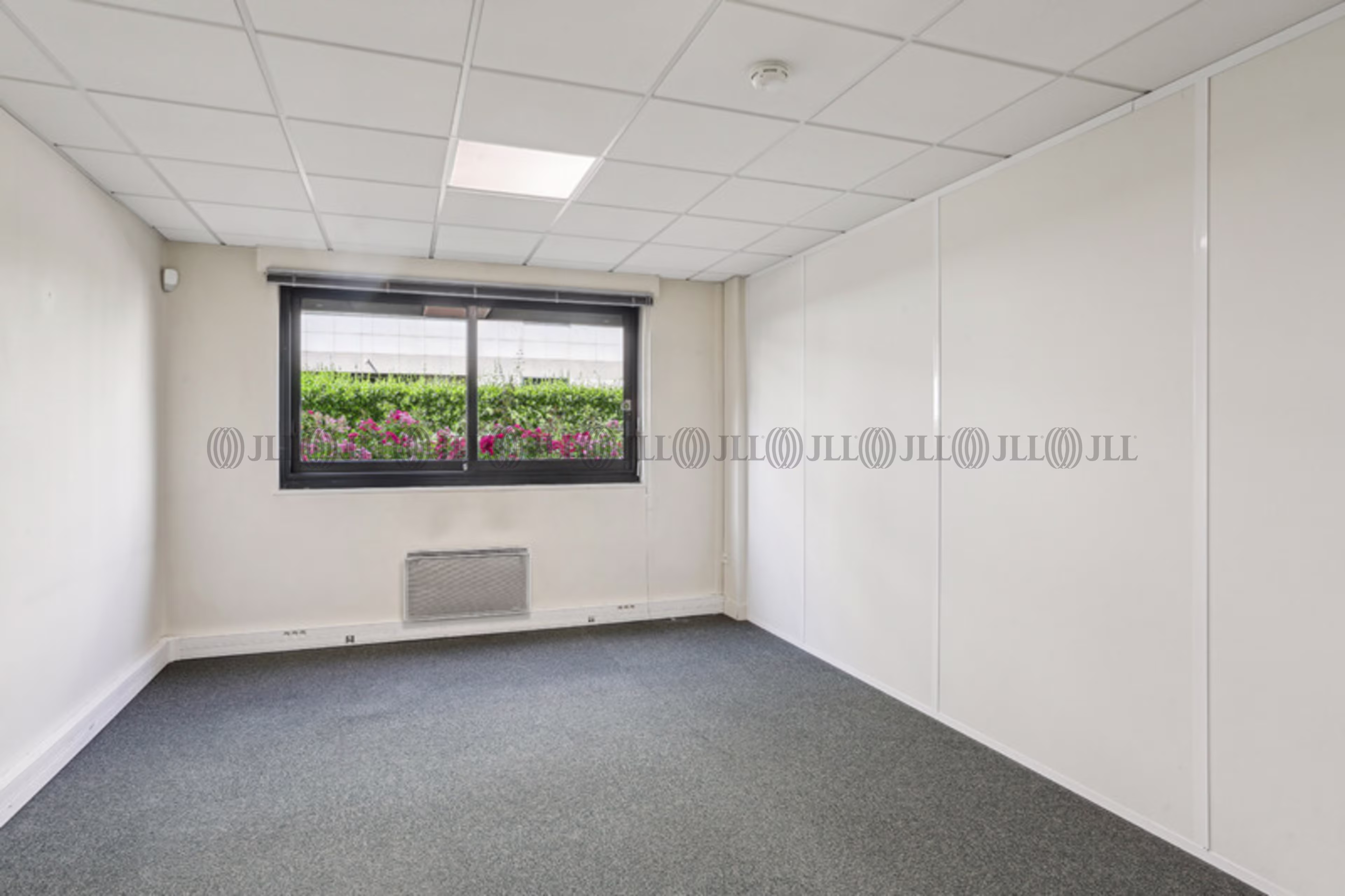 11 ALLEE NICEPHORE NIEPCE