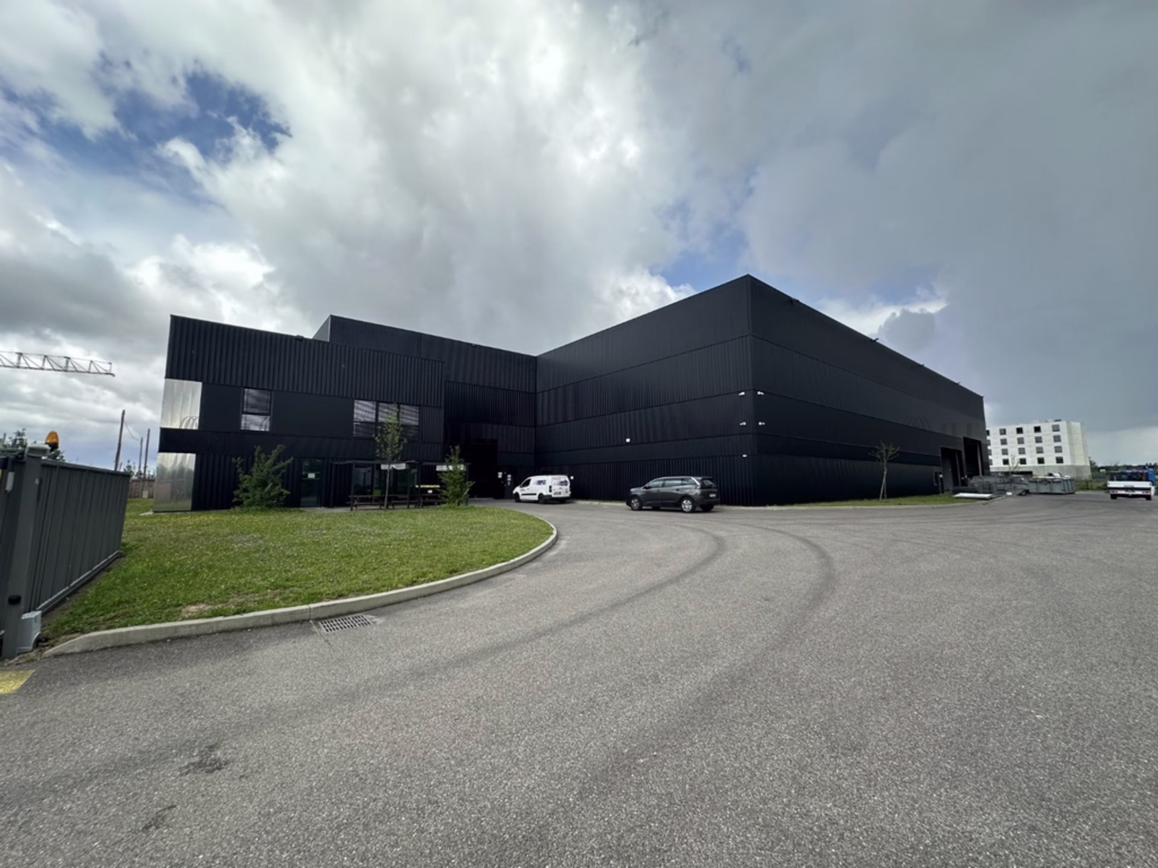 10 RUE MARCEL DASSAULT