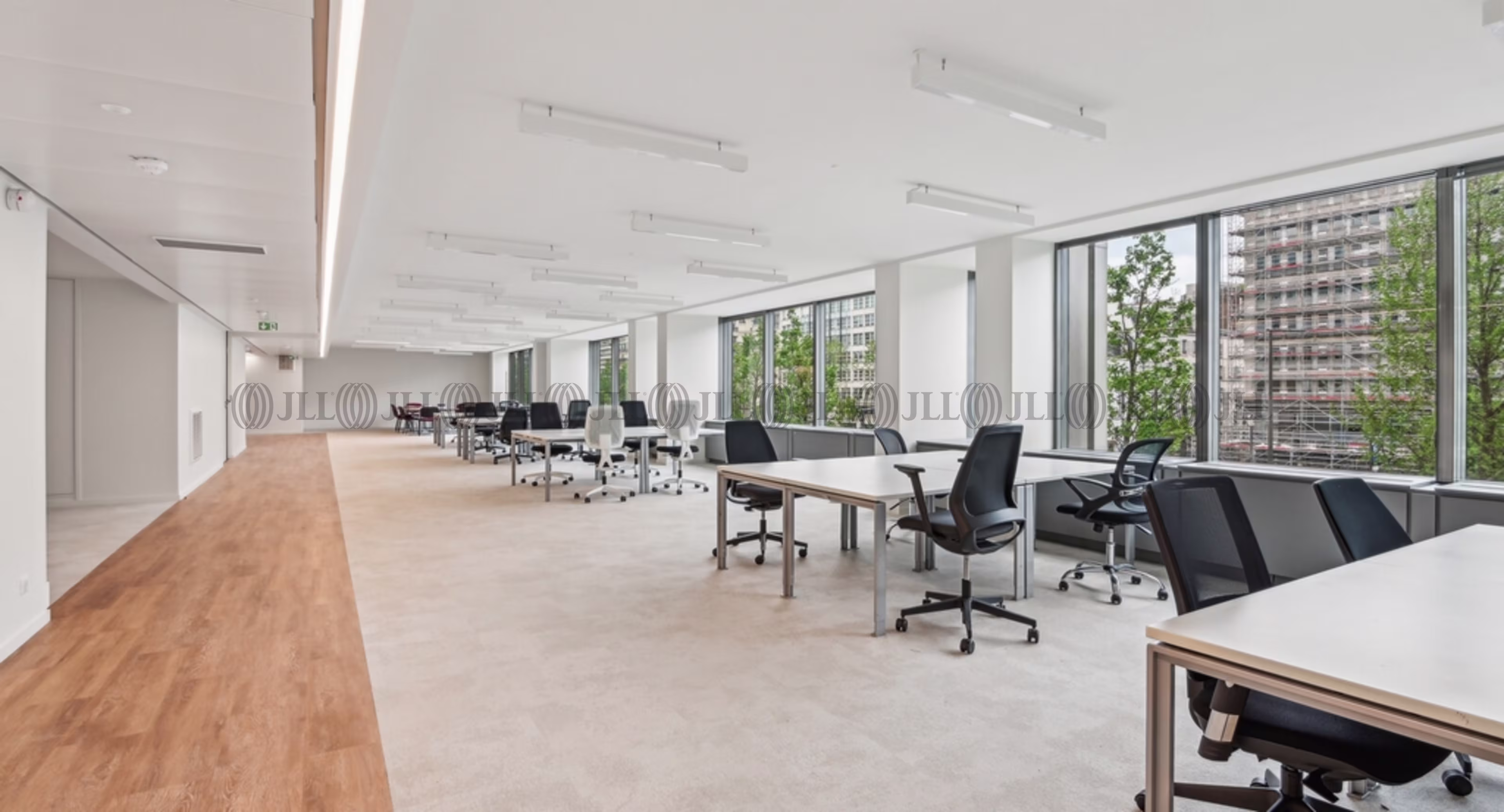 127 AVENUE CHARLES DE GAULLE