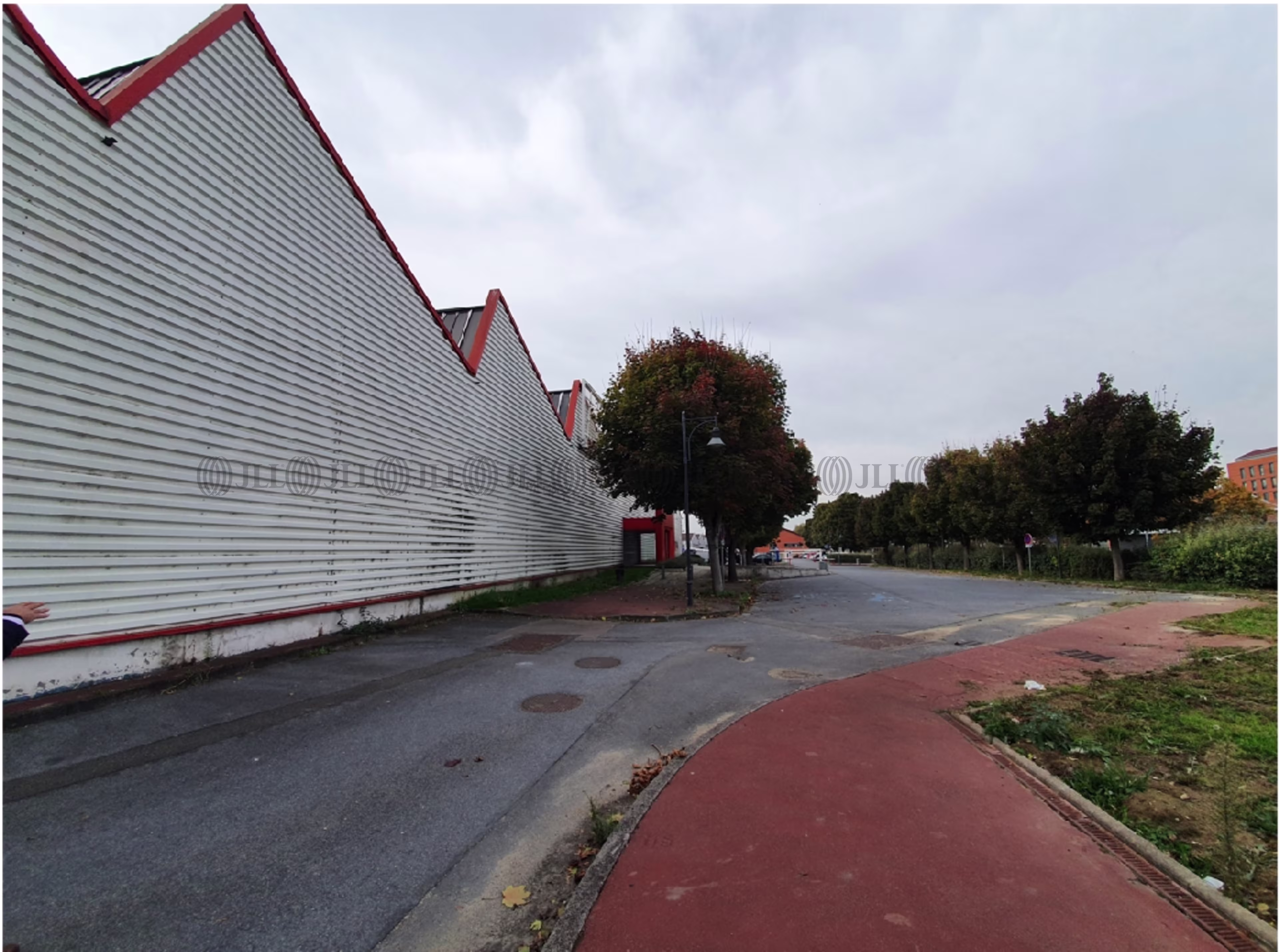 43-45 AVENUE VICTOR HUGO