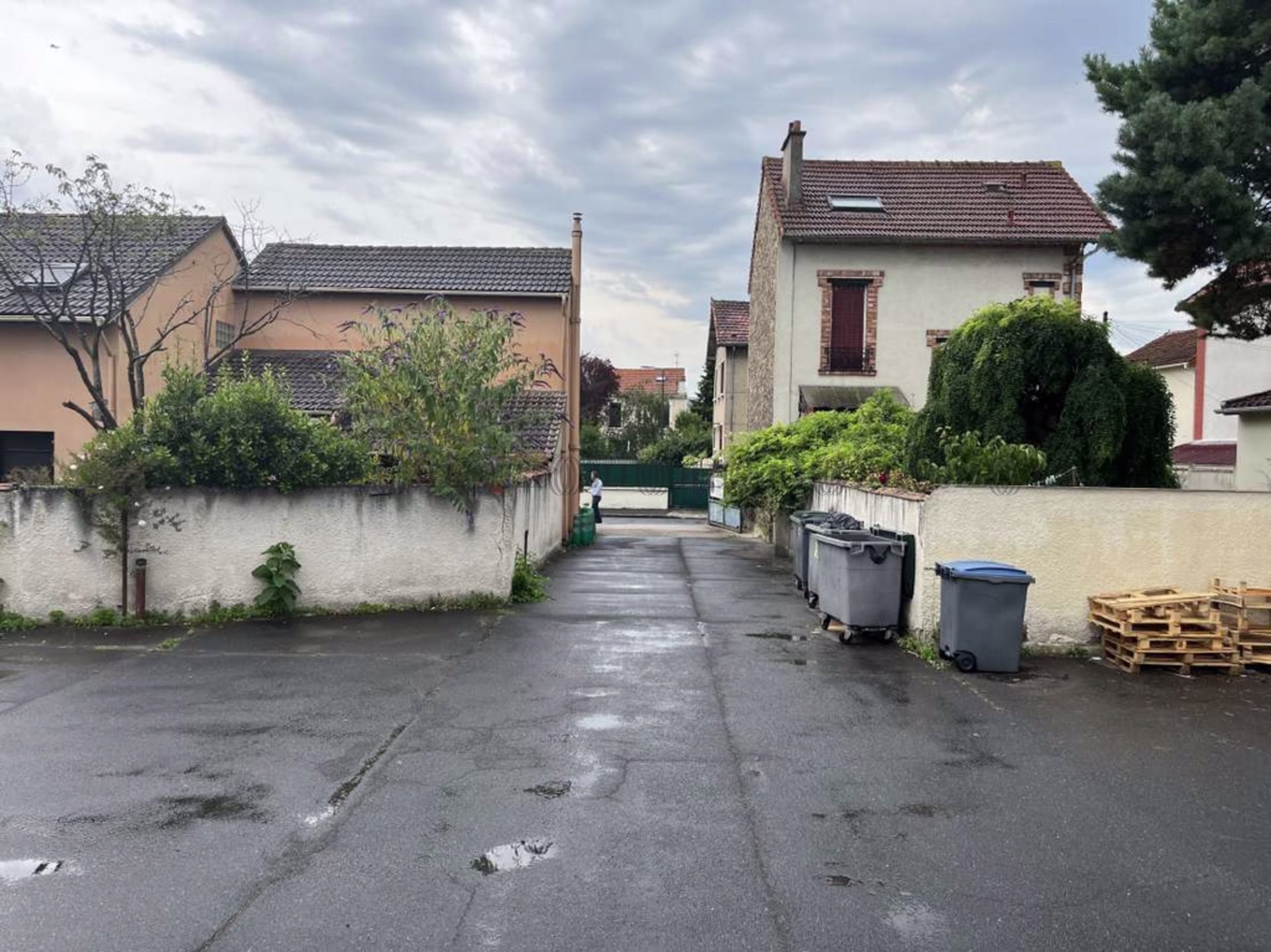 21-23 RUE DES GROS GRES
