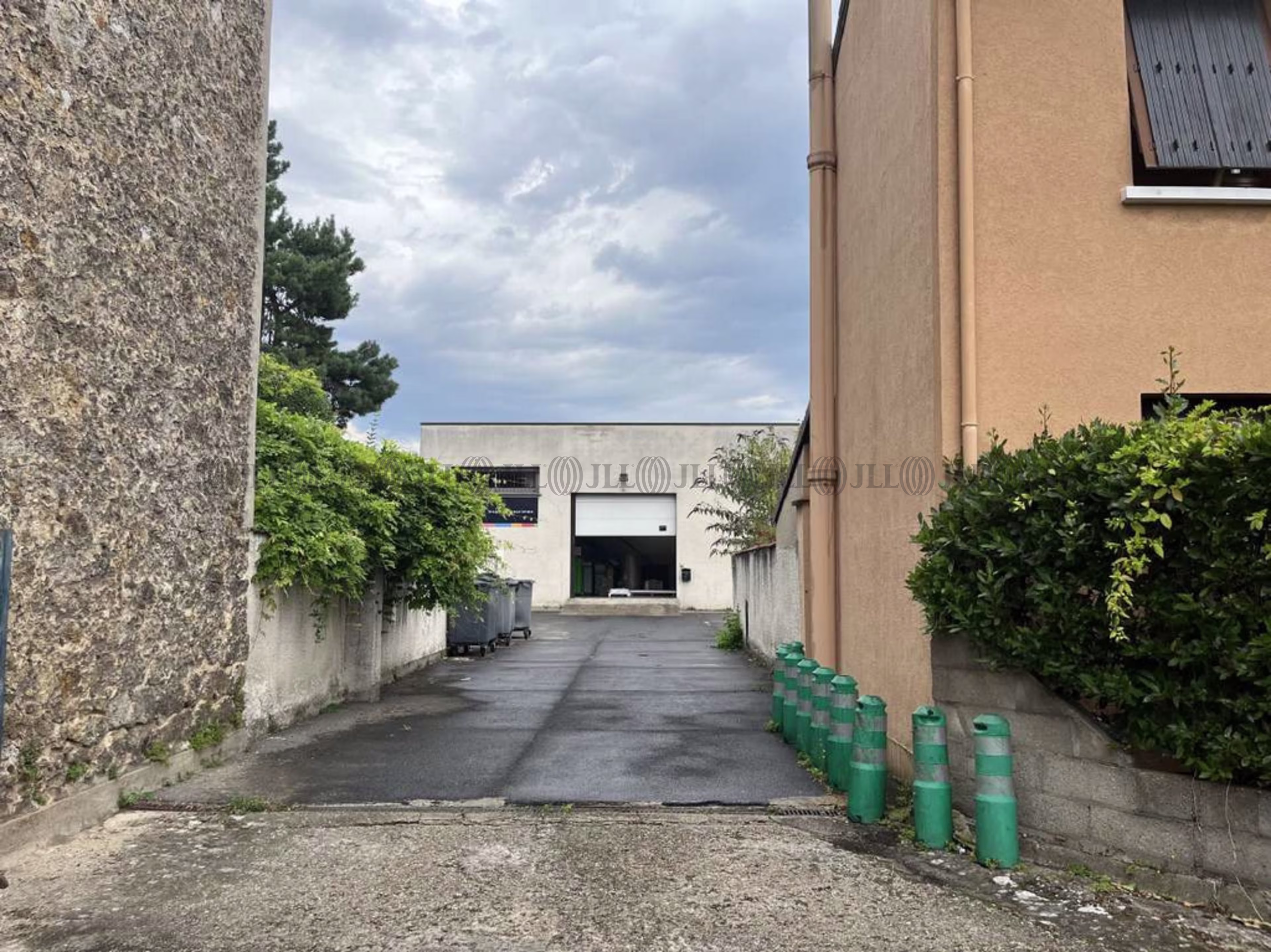21-23 RUE DES GROS GRES