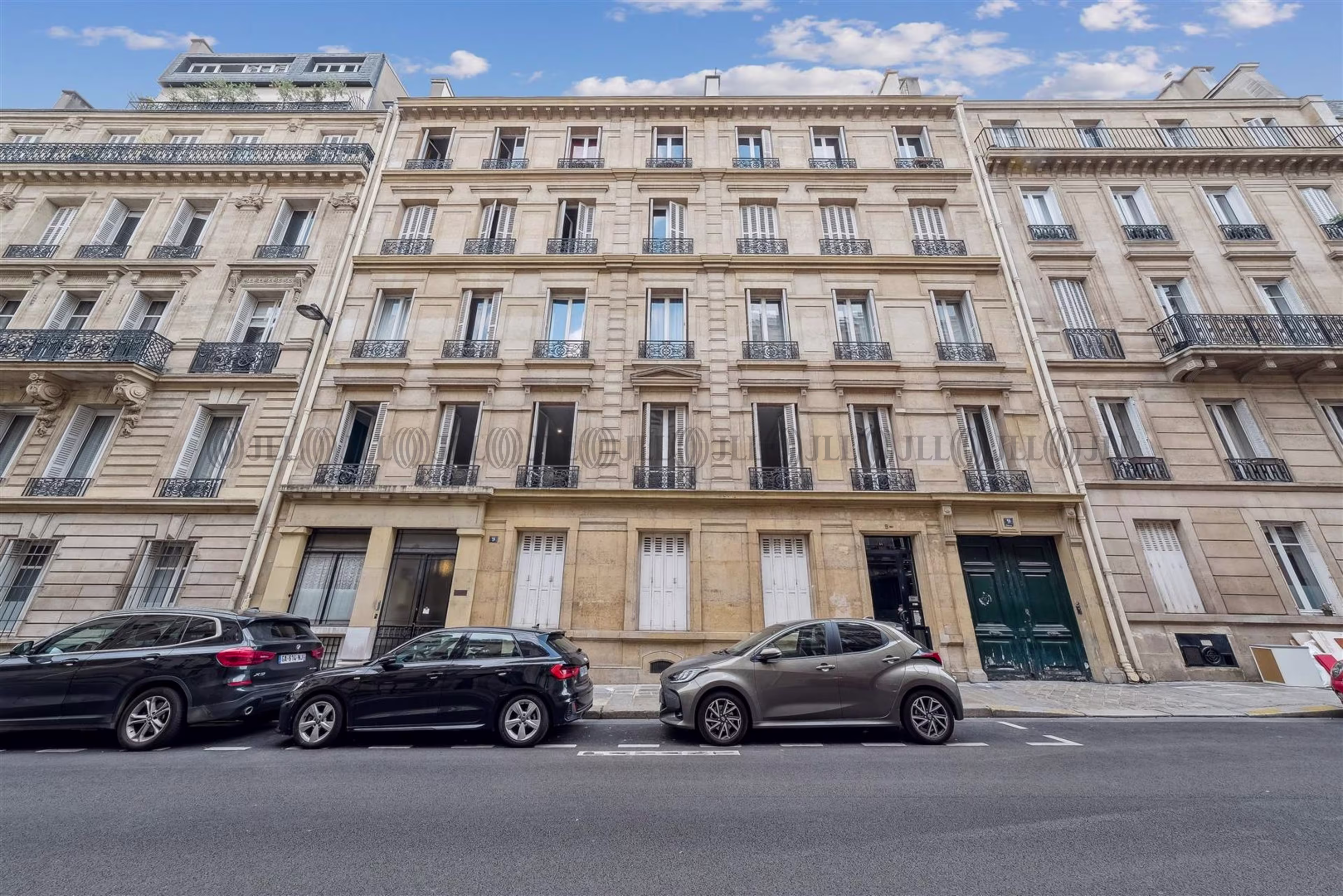 9 RUE DE VEZELAY