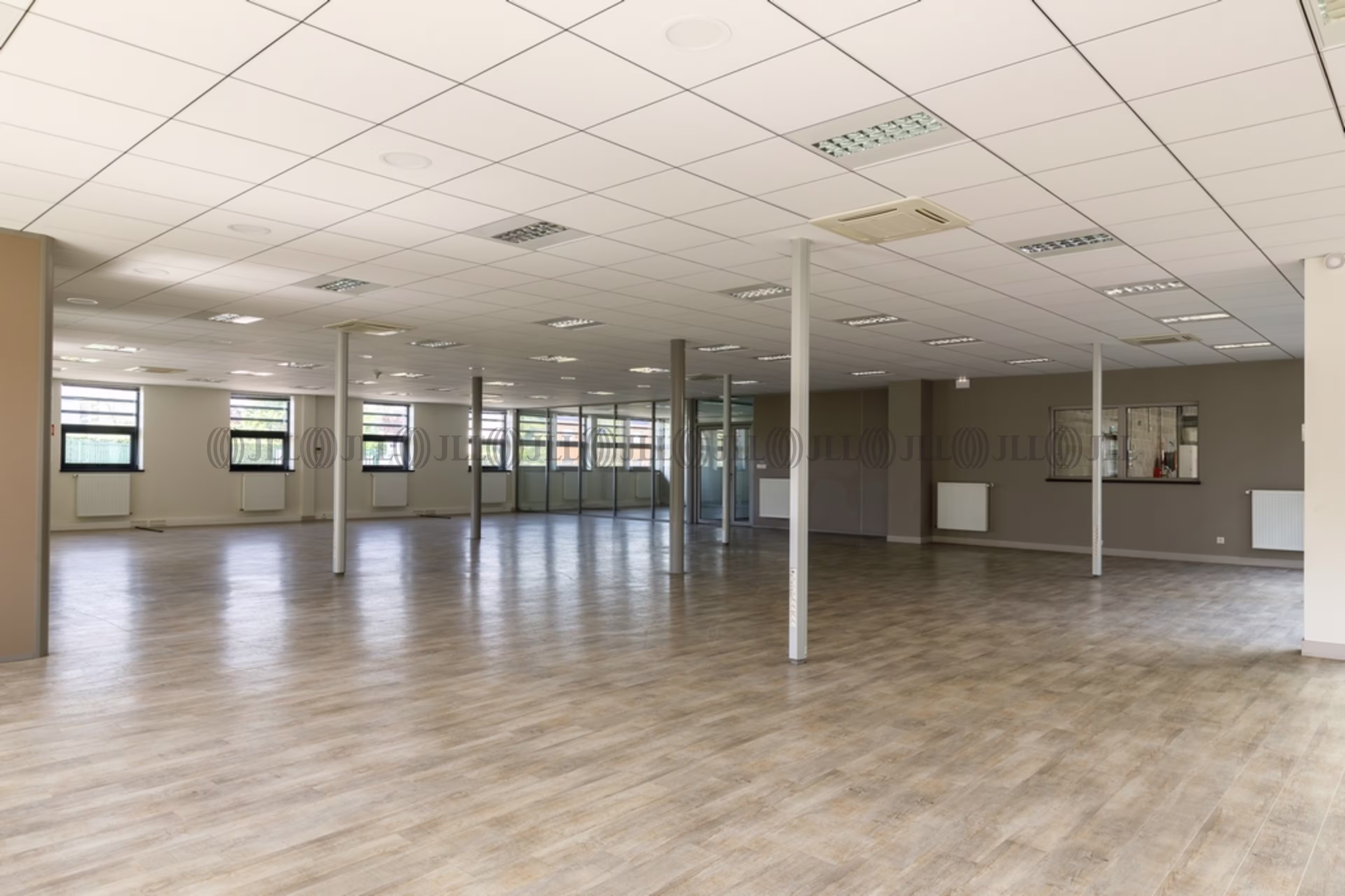 555 RUE DE LA DOMBES