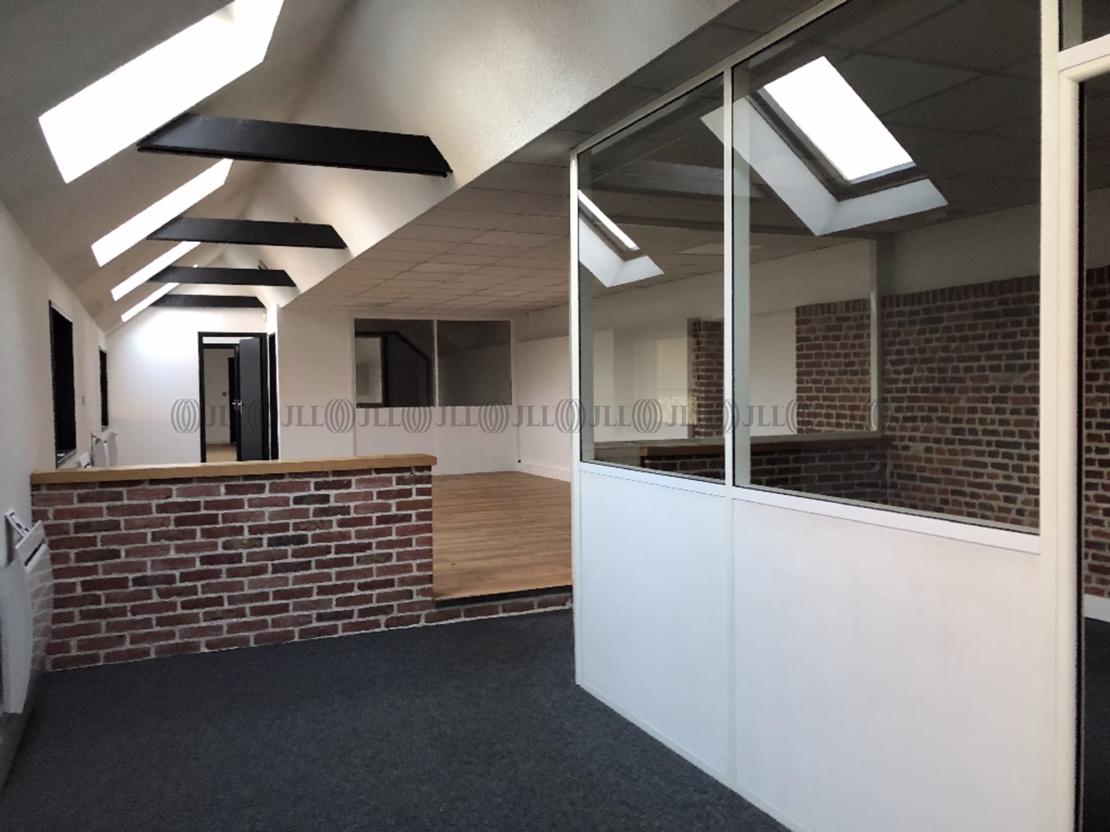 3-9 ALLEE DES ECURIES