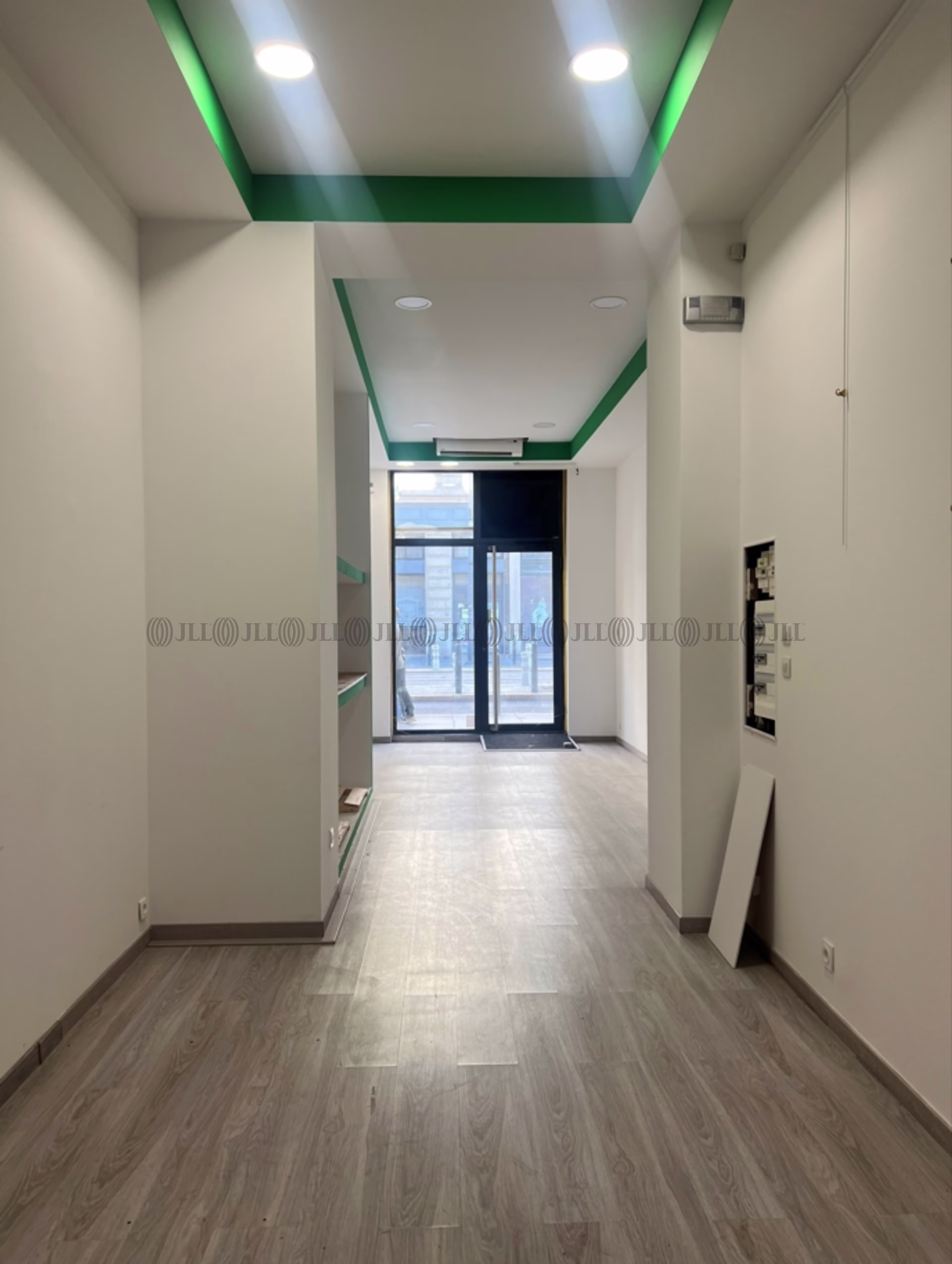 71 RUE DE LA REPUBLIQUE