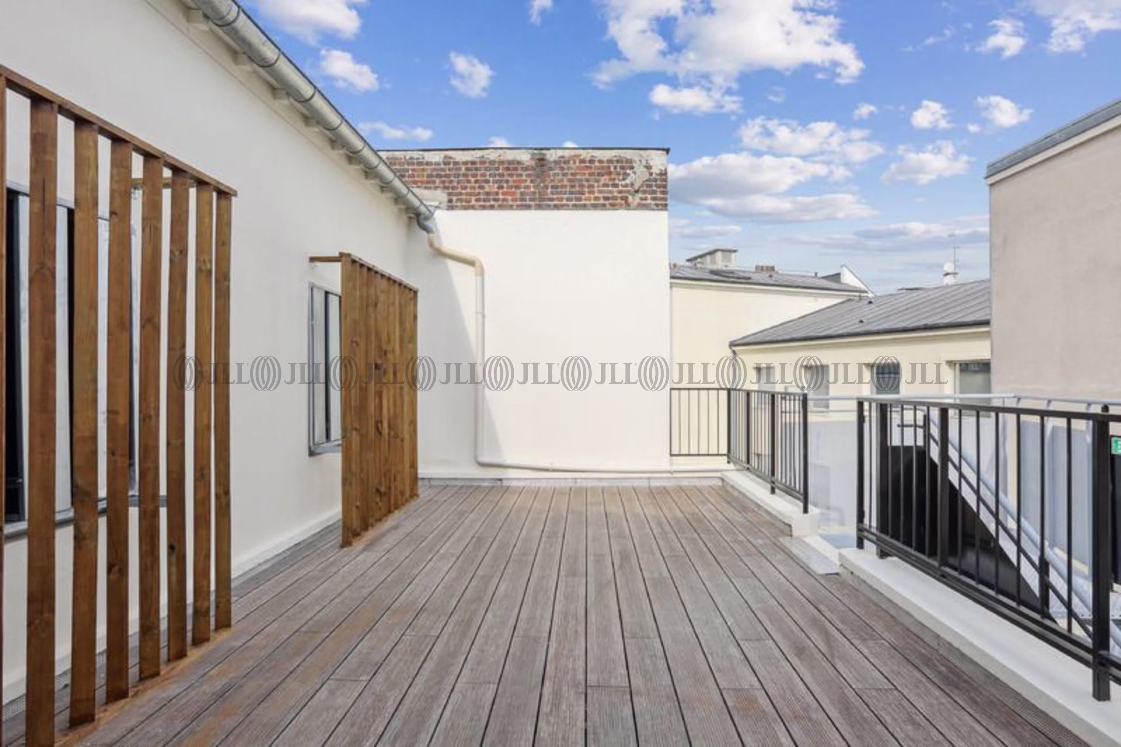 27 RUE LUCIEN SAMPAIX