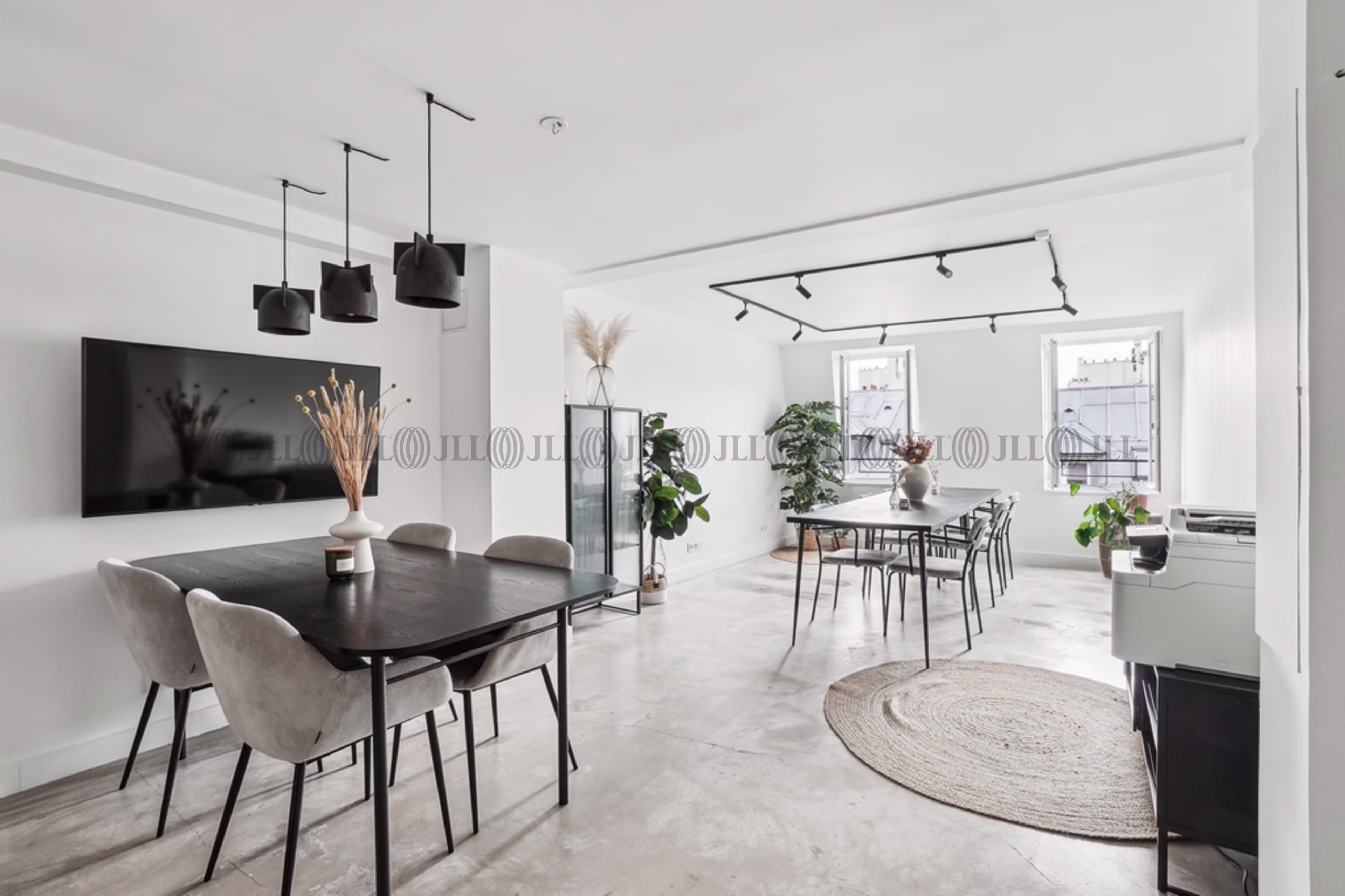 53 RUE DE CLERY