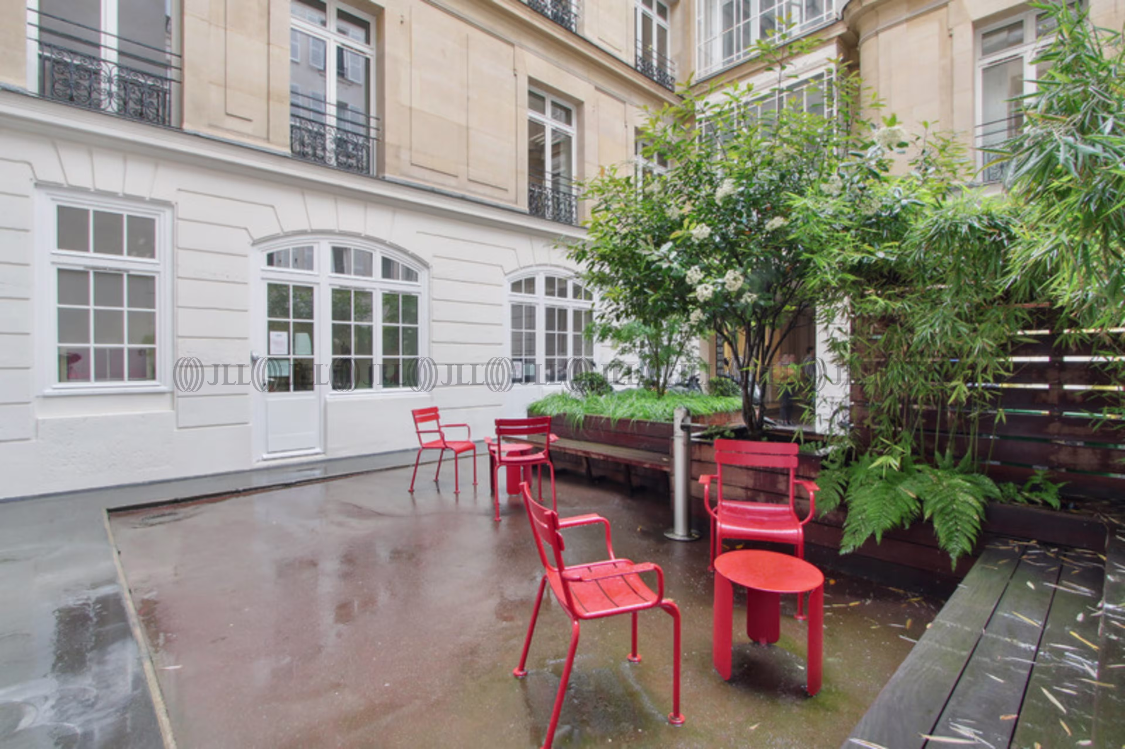 43 RUE DE LIEGE