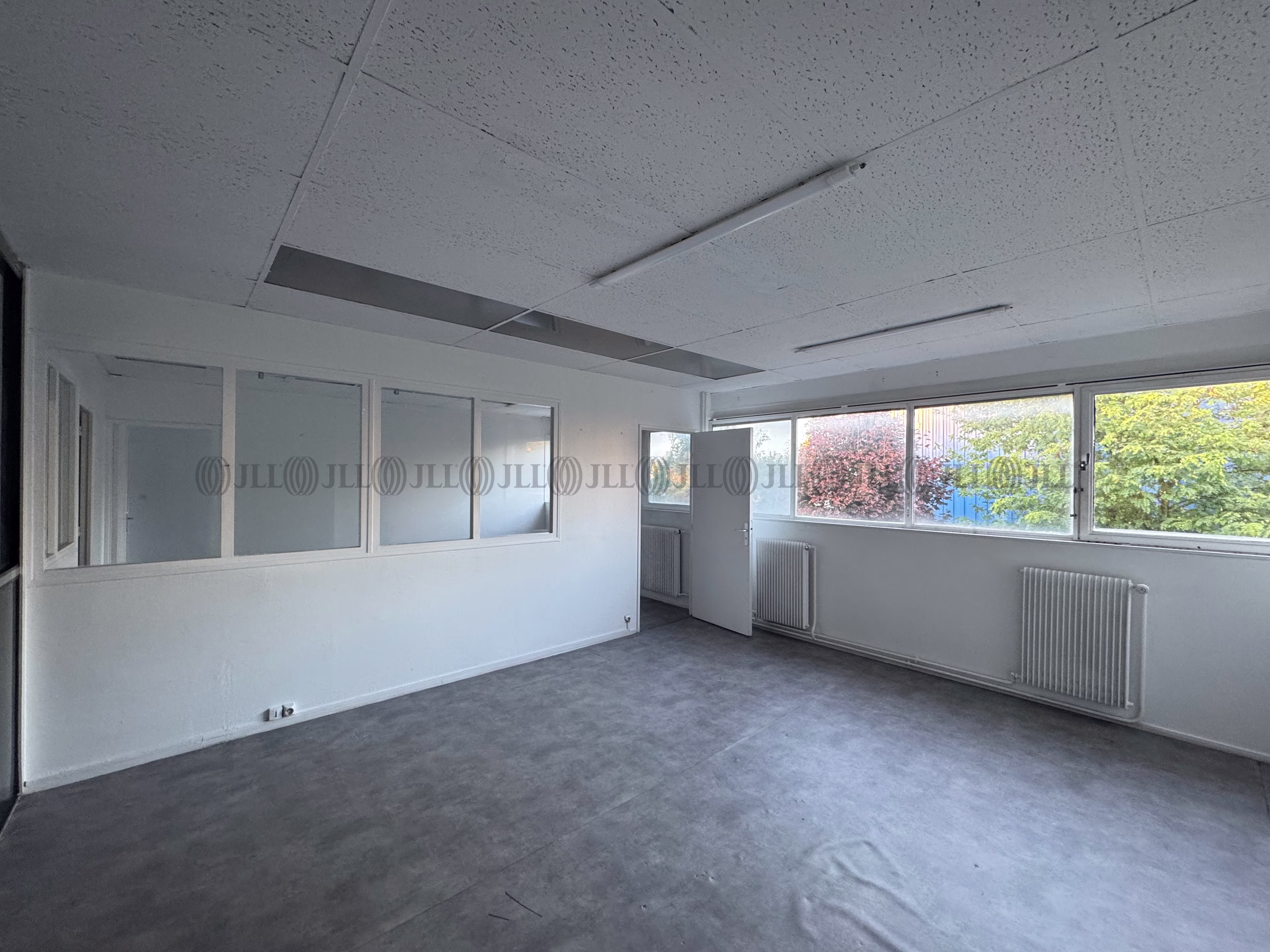 37-39 ALLEE DU CLOSEAU