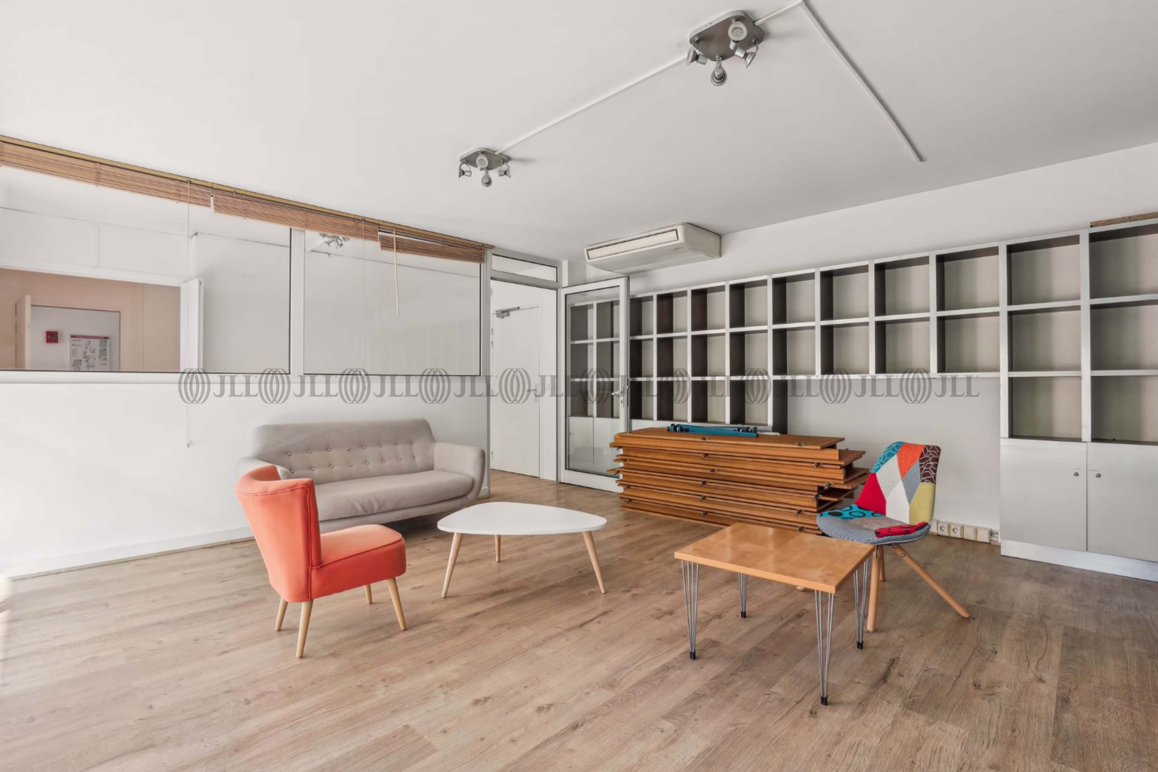 60 RUE DES CHERCHEVETS