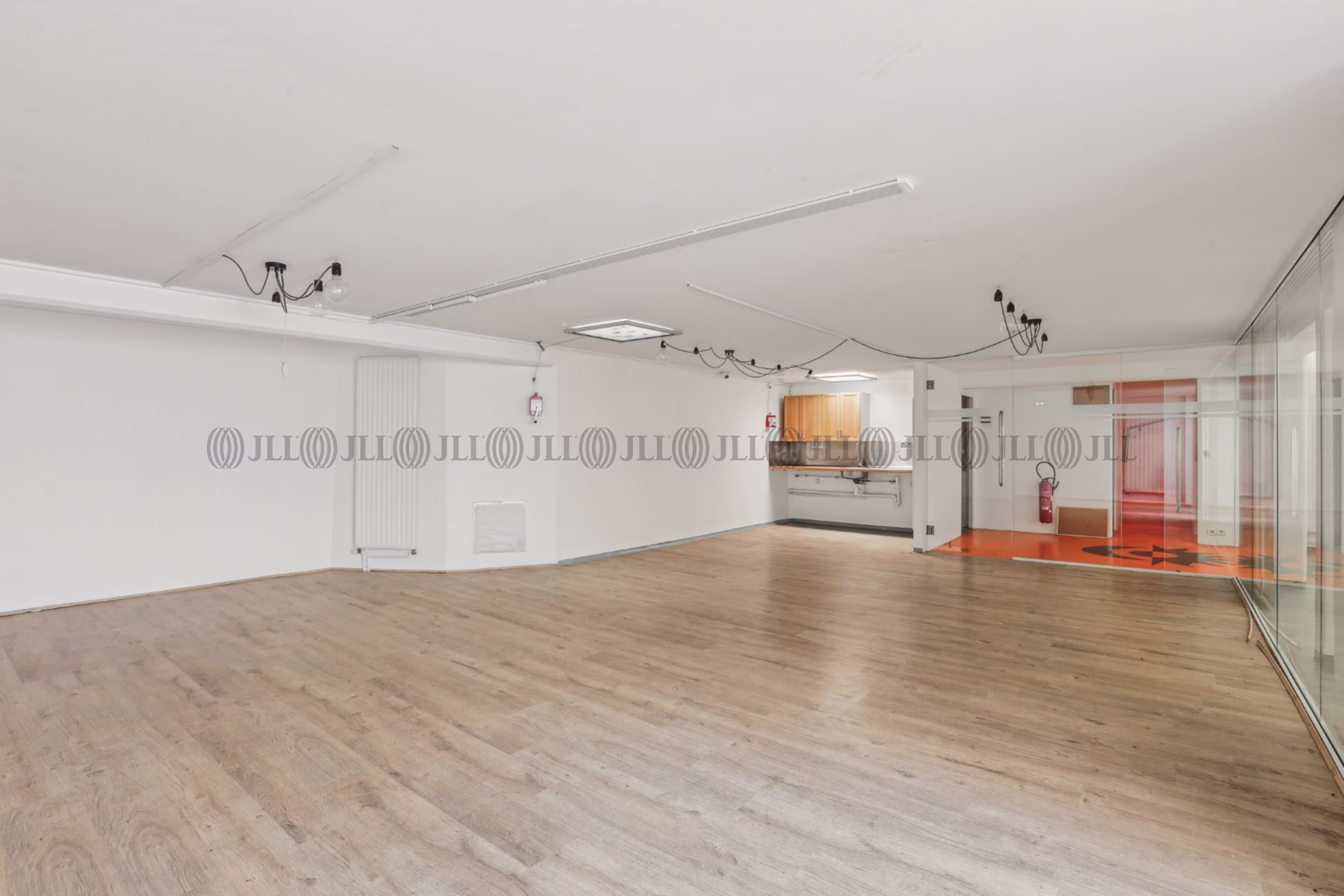 60 RUE DES CHERCHEVETS