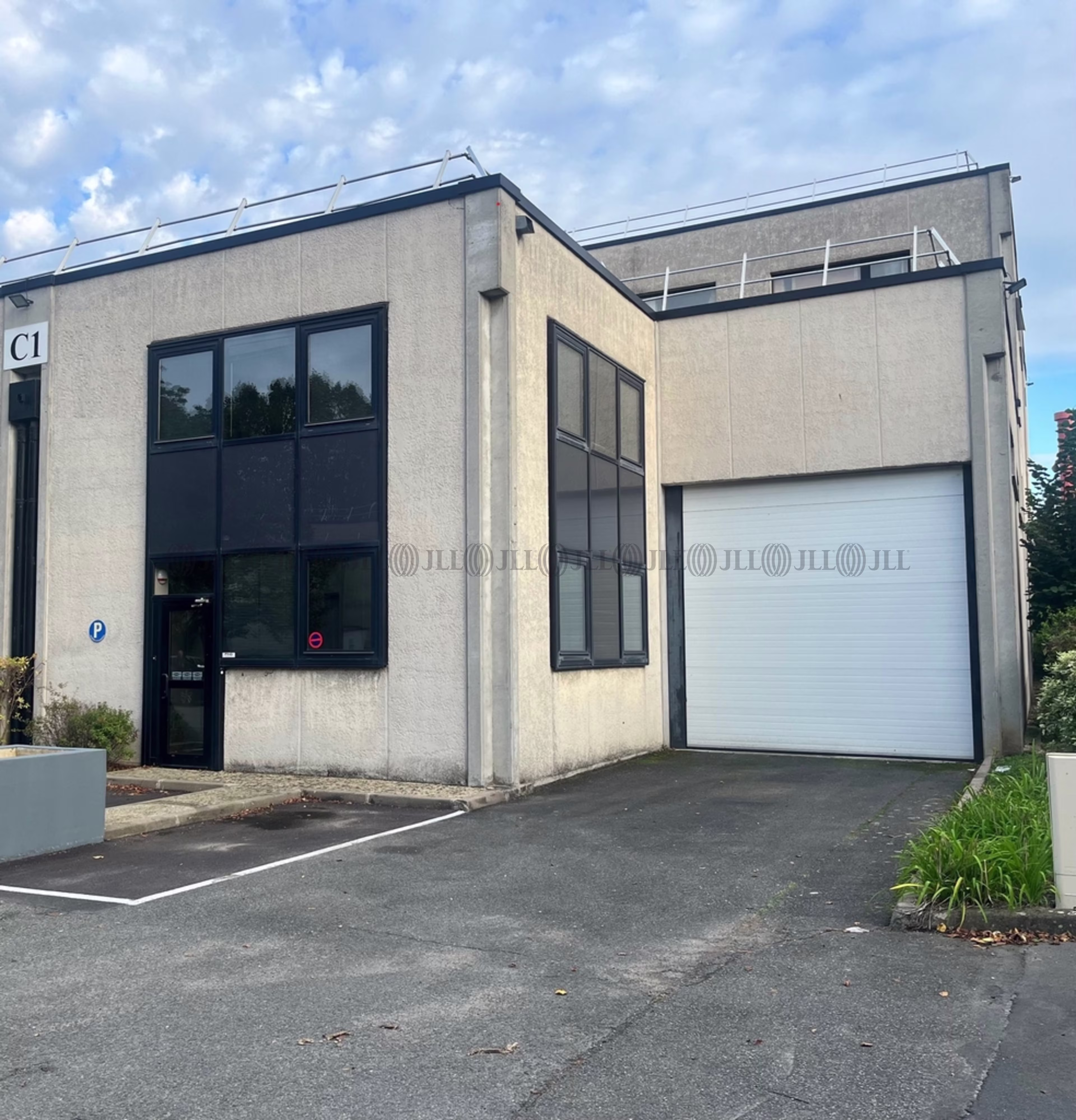 2-12 BOULEVARD DE LA LIBERATION