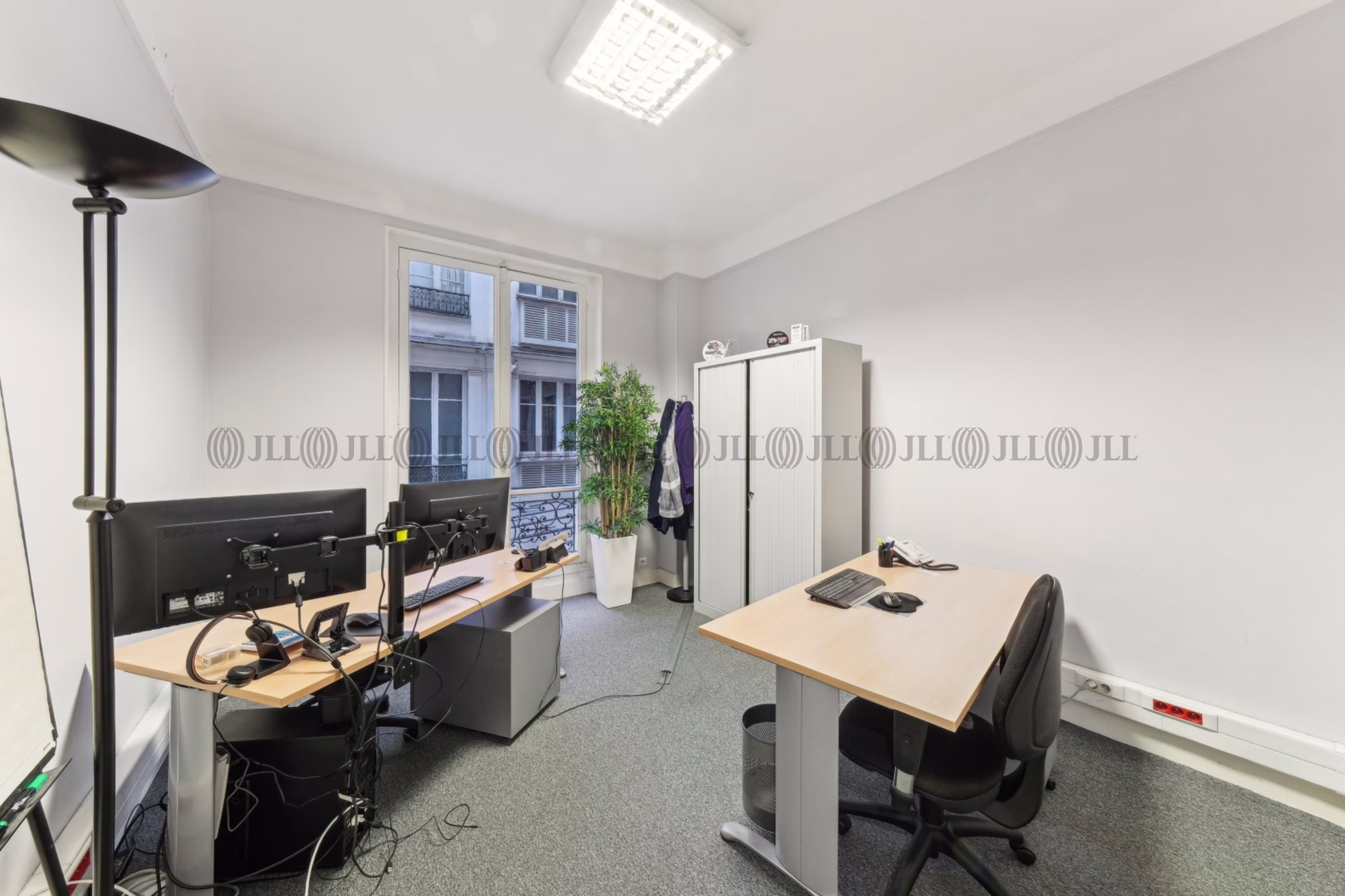 213 BOULEVARD SAINT GERMAIN