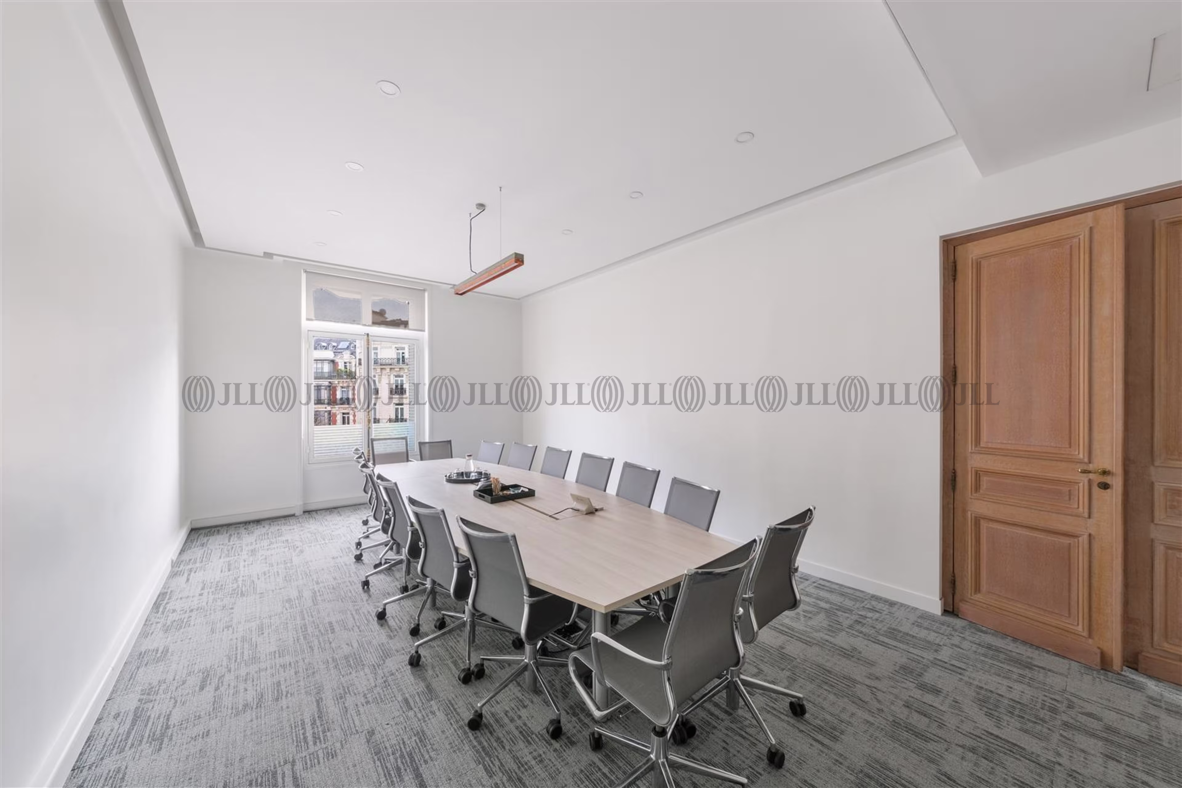 19-21 AVENUE GEORGE V