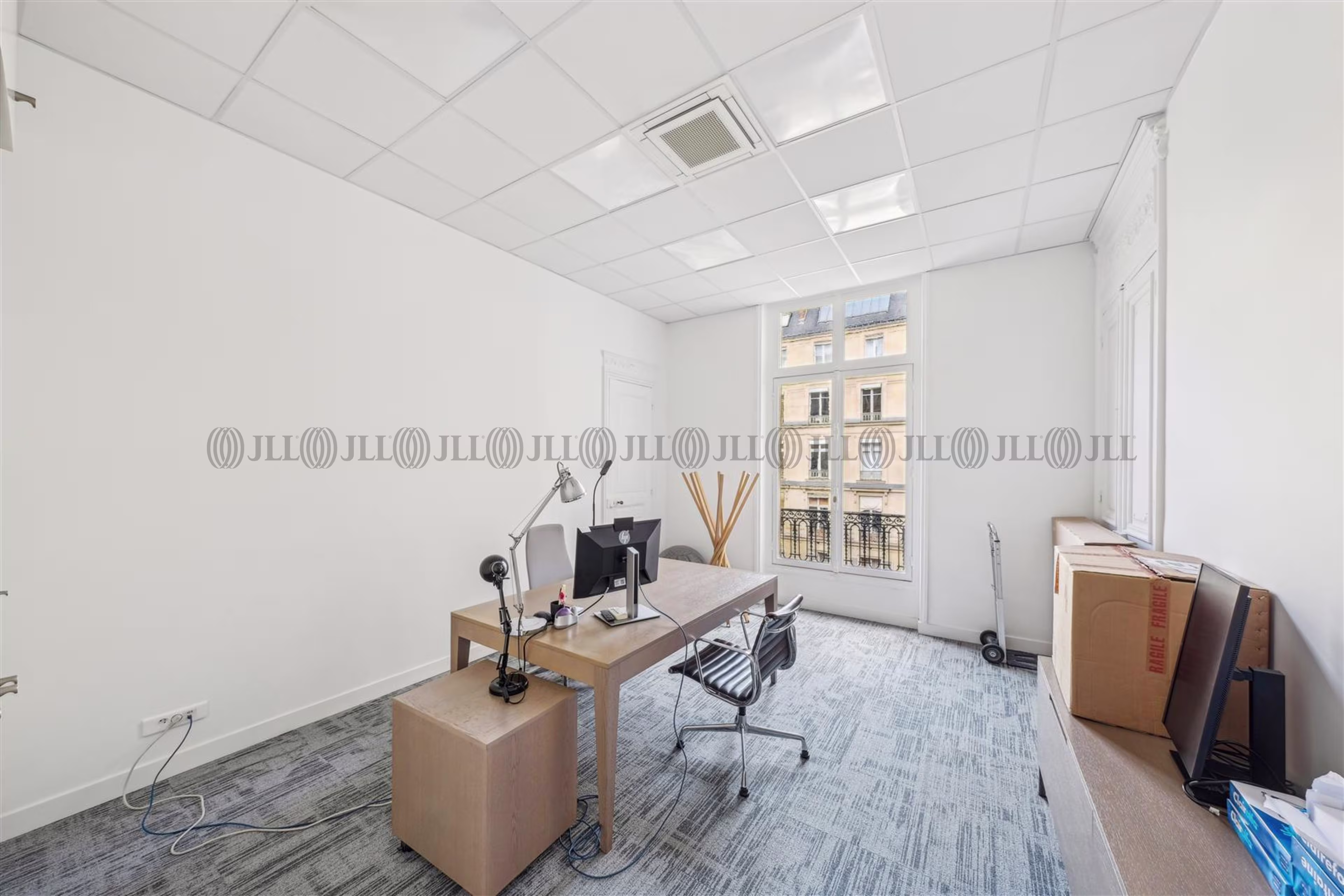 19-21 AVENUE GEORGE V