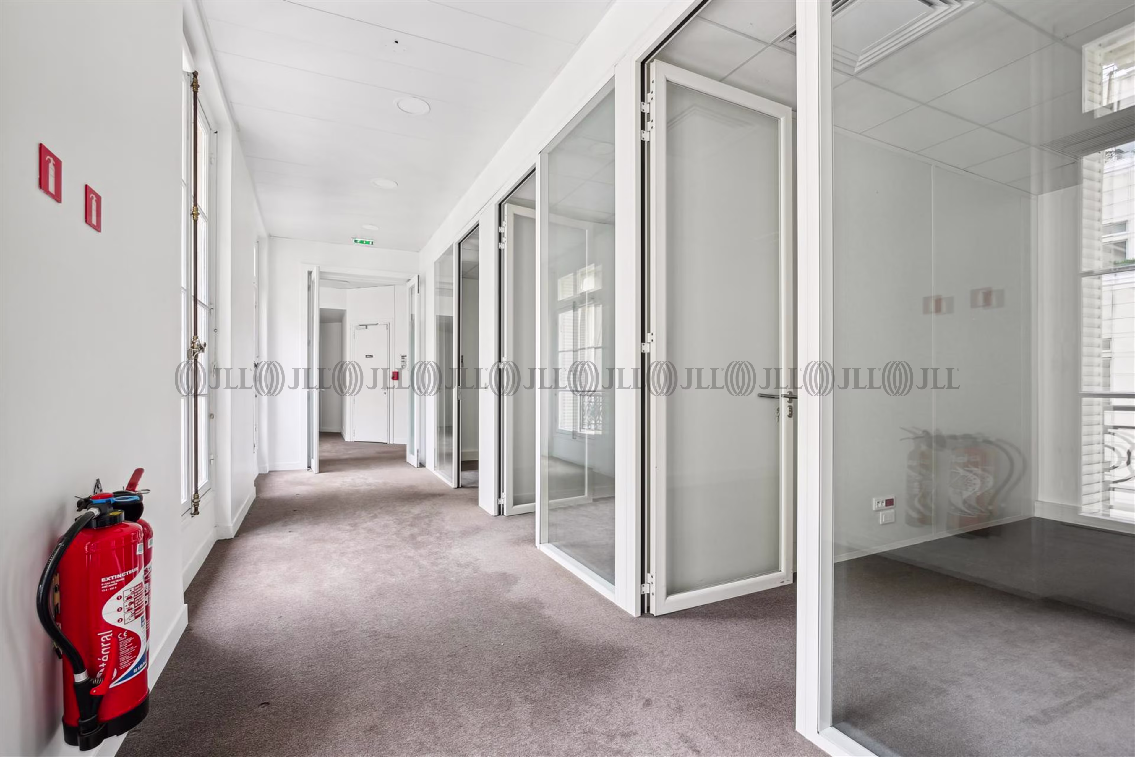26 AVENUE VICTOR HUGO