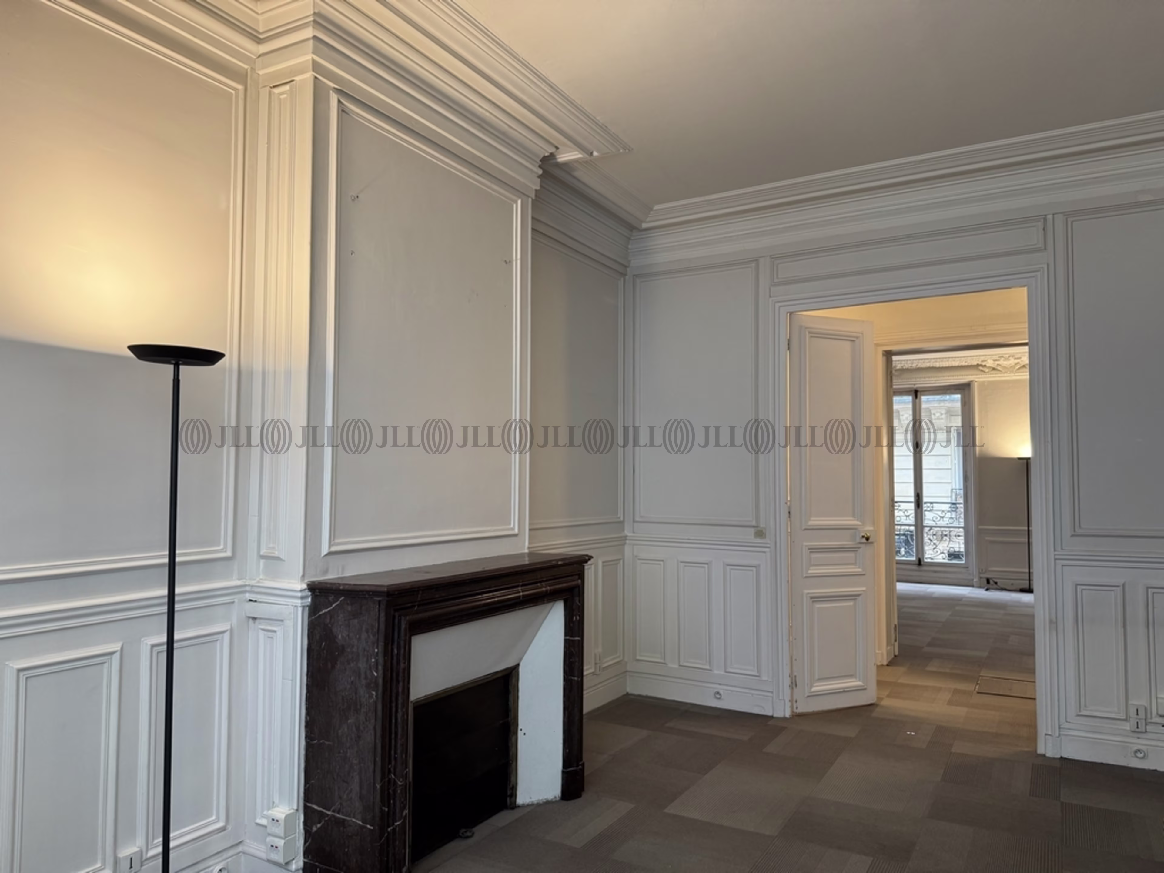 3 RUE ROBERT ESTIENNE