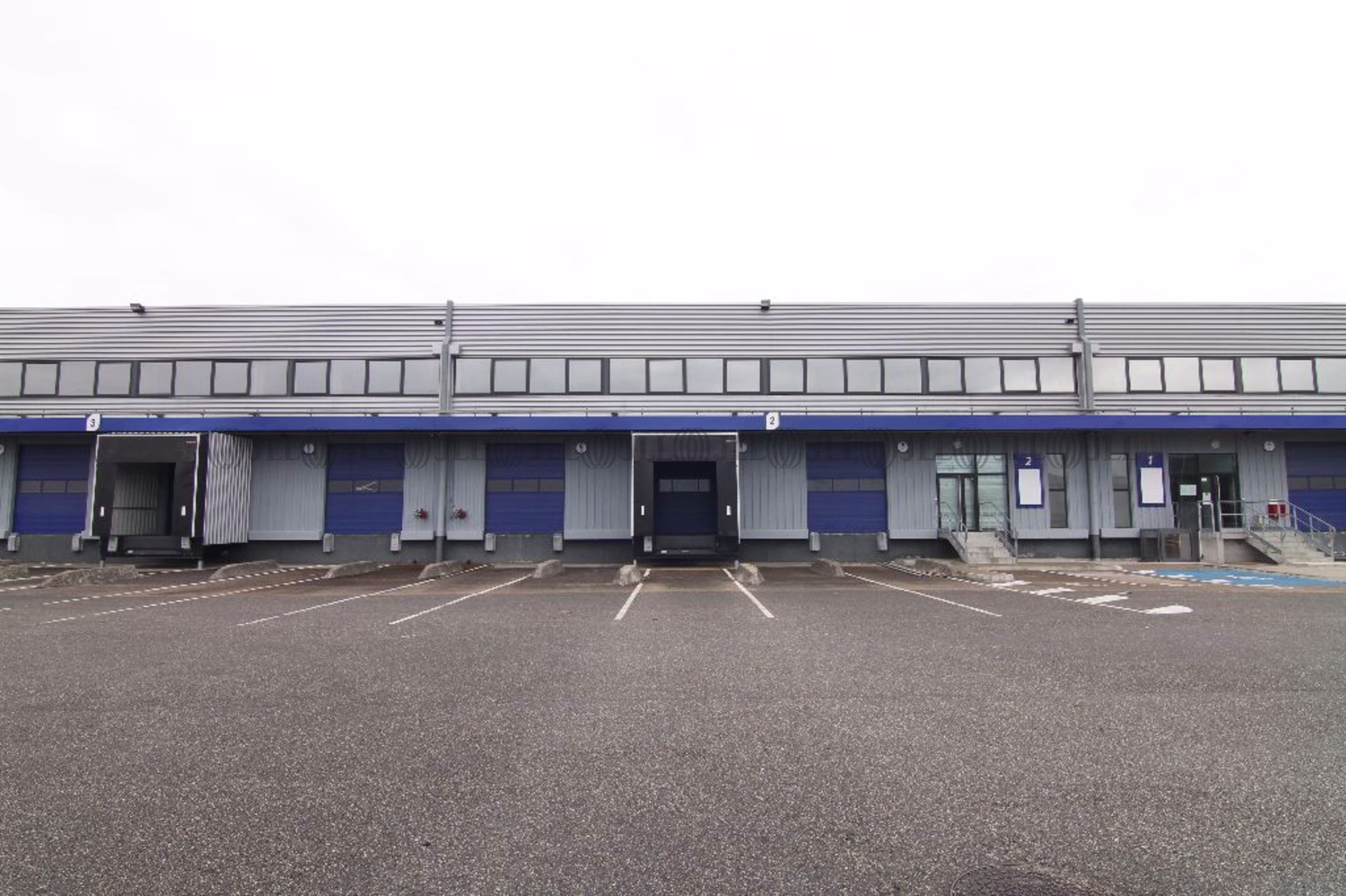 20 RUE DU RUISSEAU