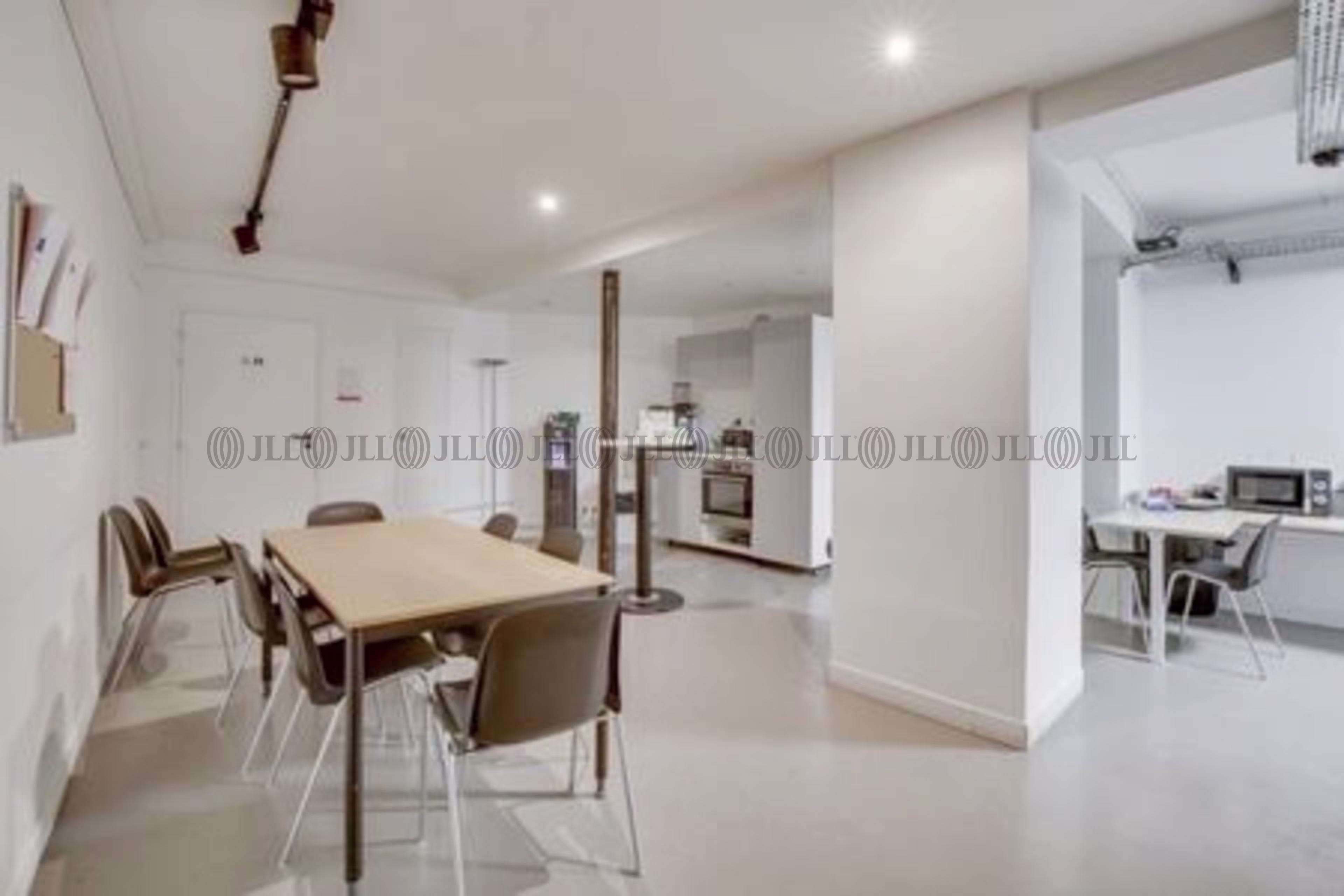 205 RUE DU FAUBOURG SAINT MARTIN