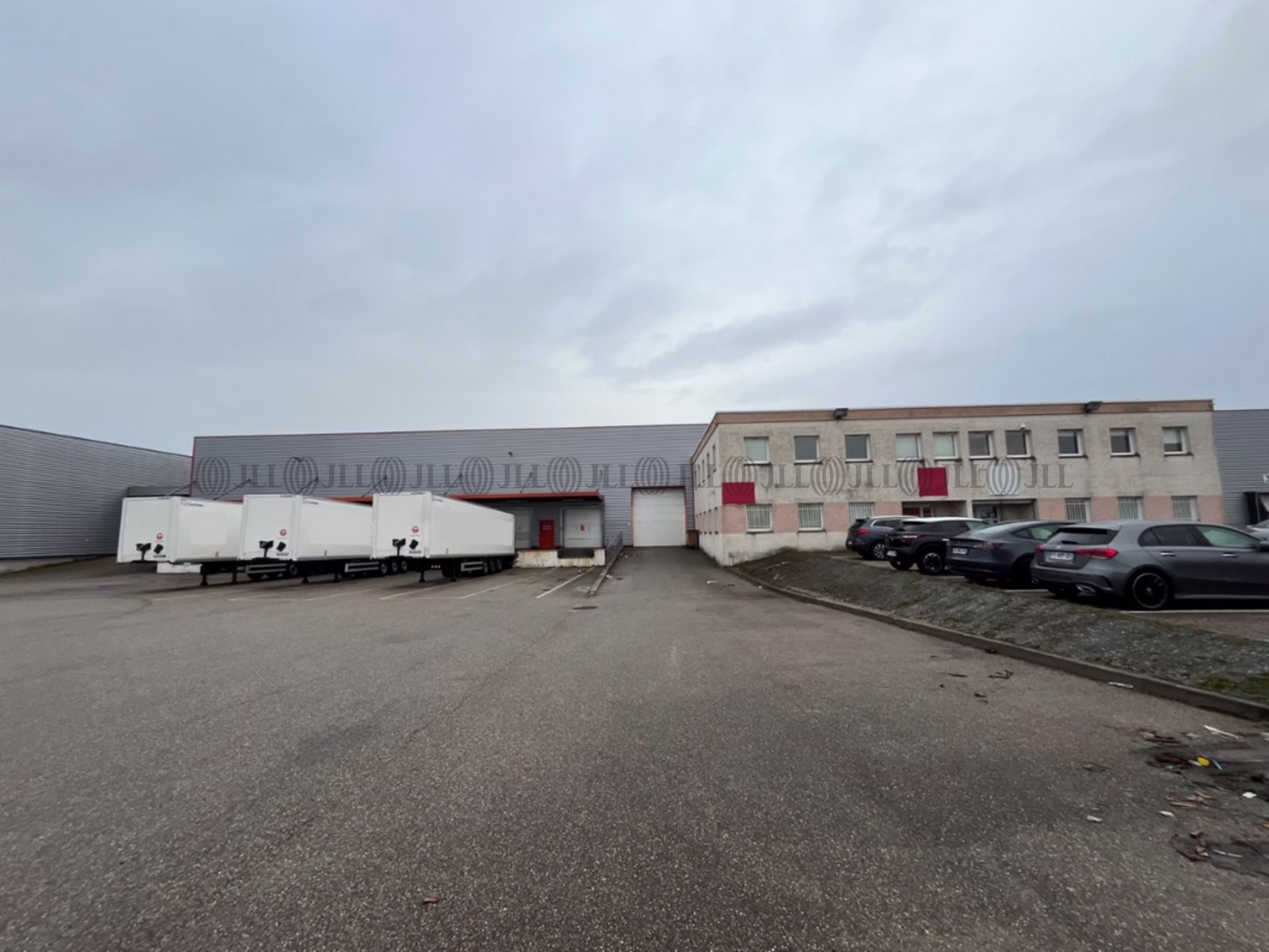 12 AVENUE MARECHAL JUIN