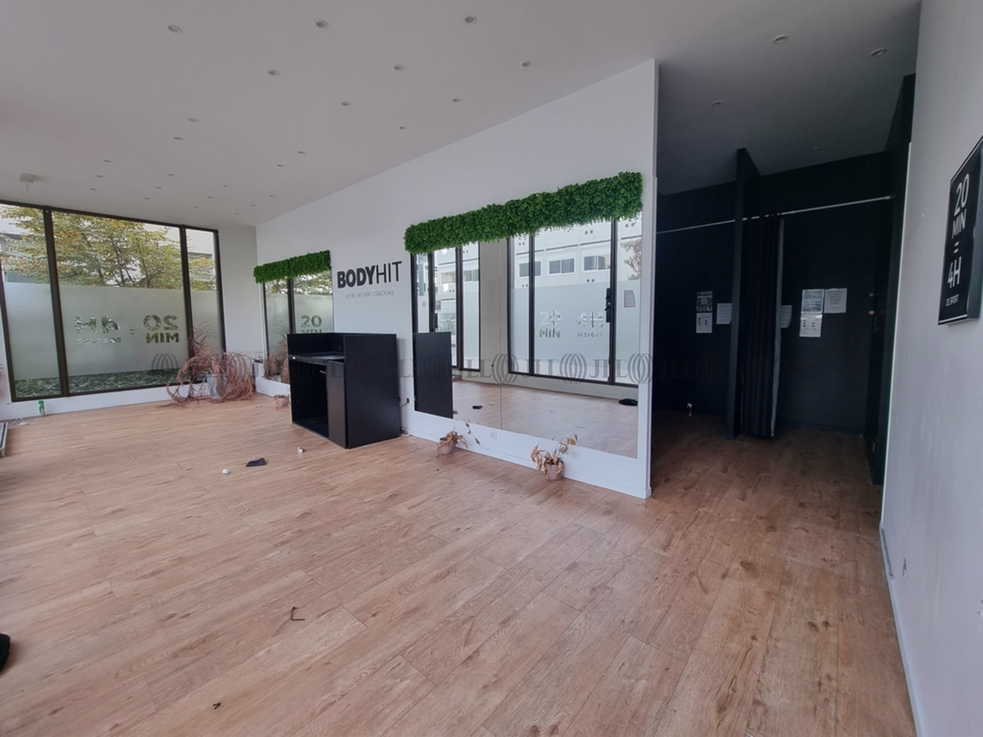 4 RUE CHARLES BAUDELAIRE