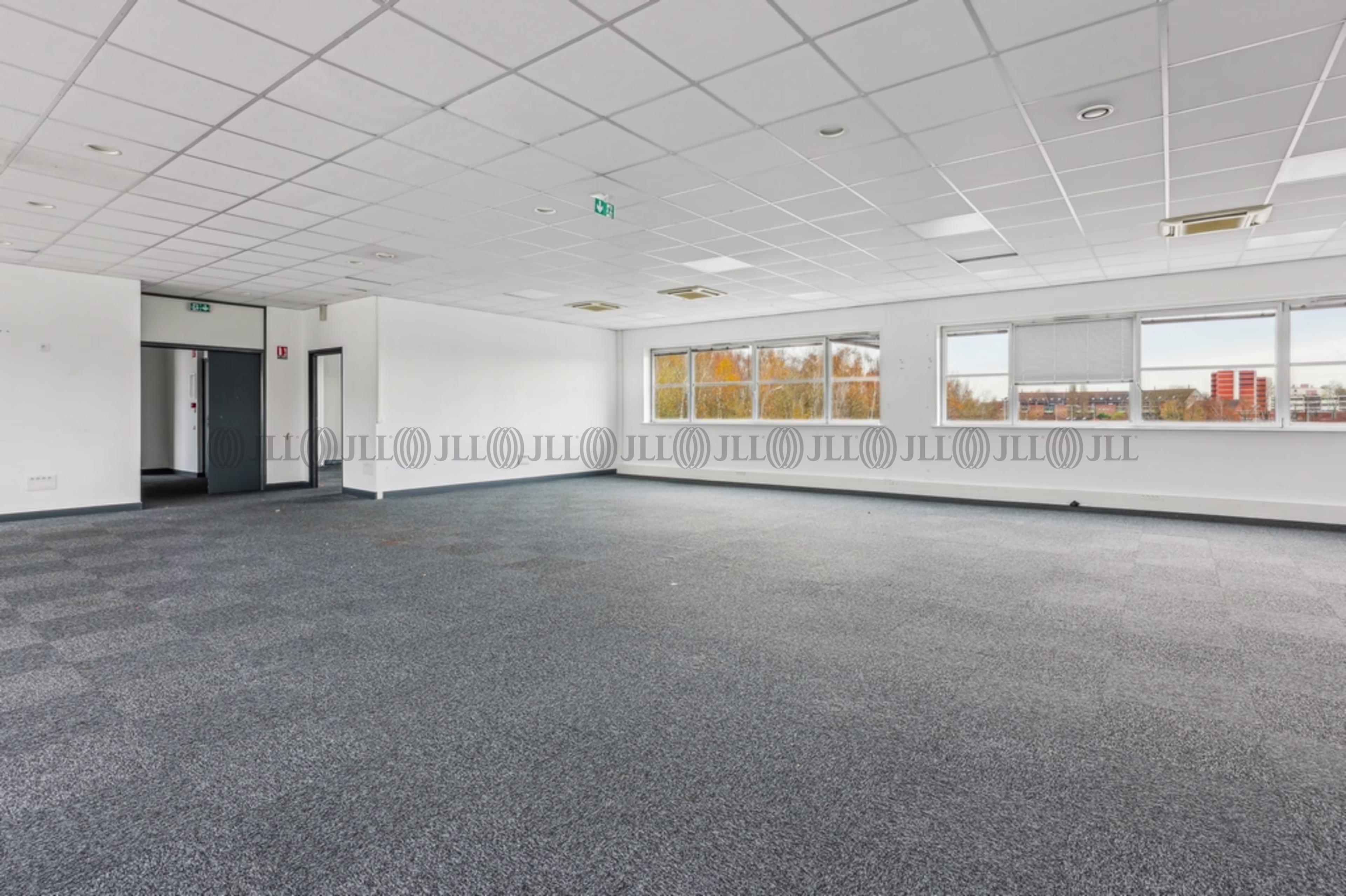 40 AVENUE DE L AVENIR