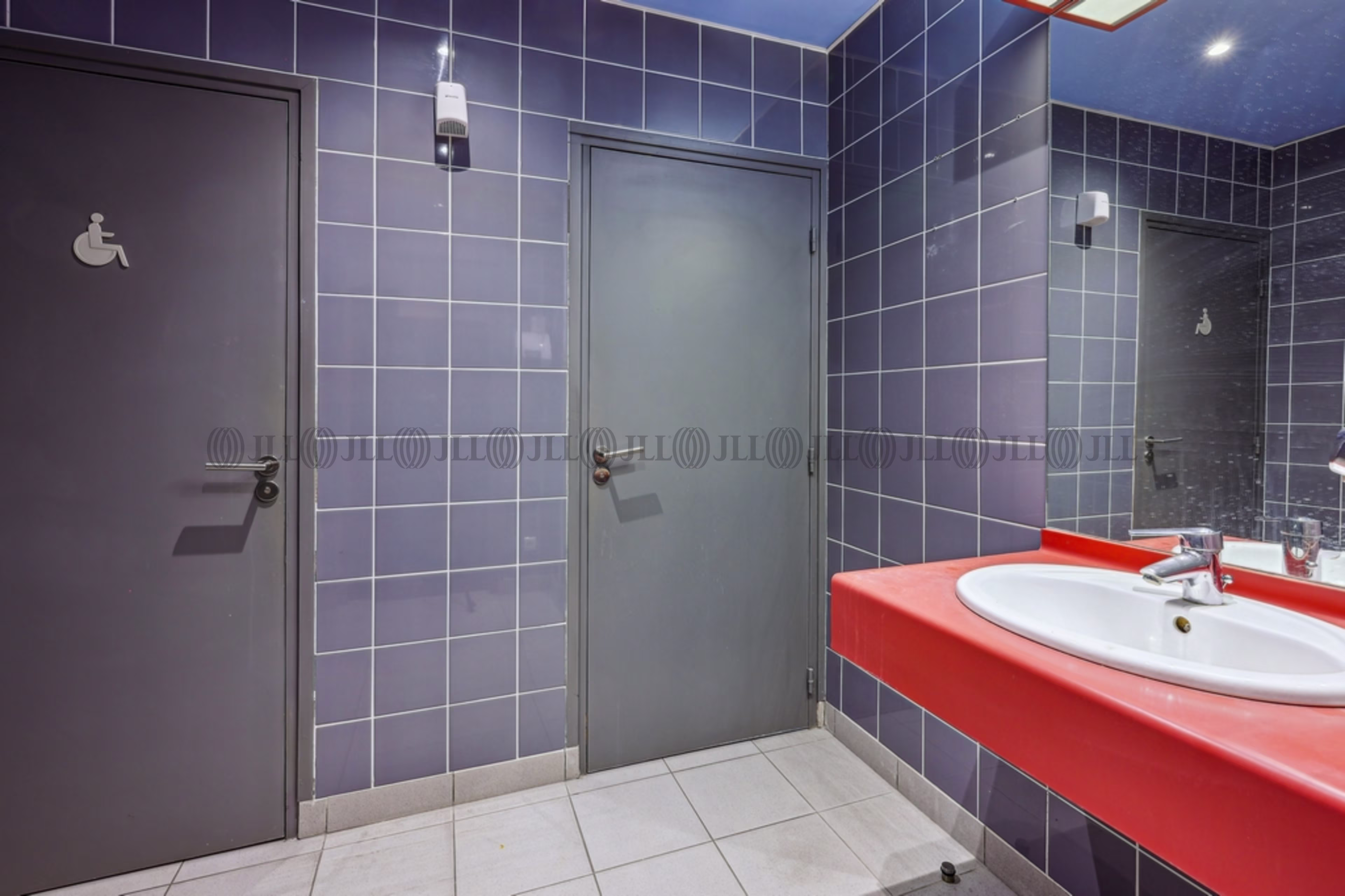40 AVENUE DE L AVENIR