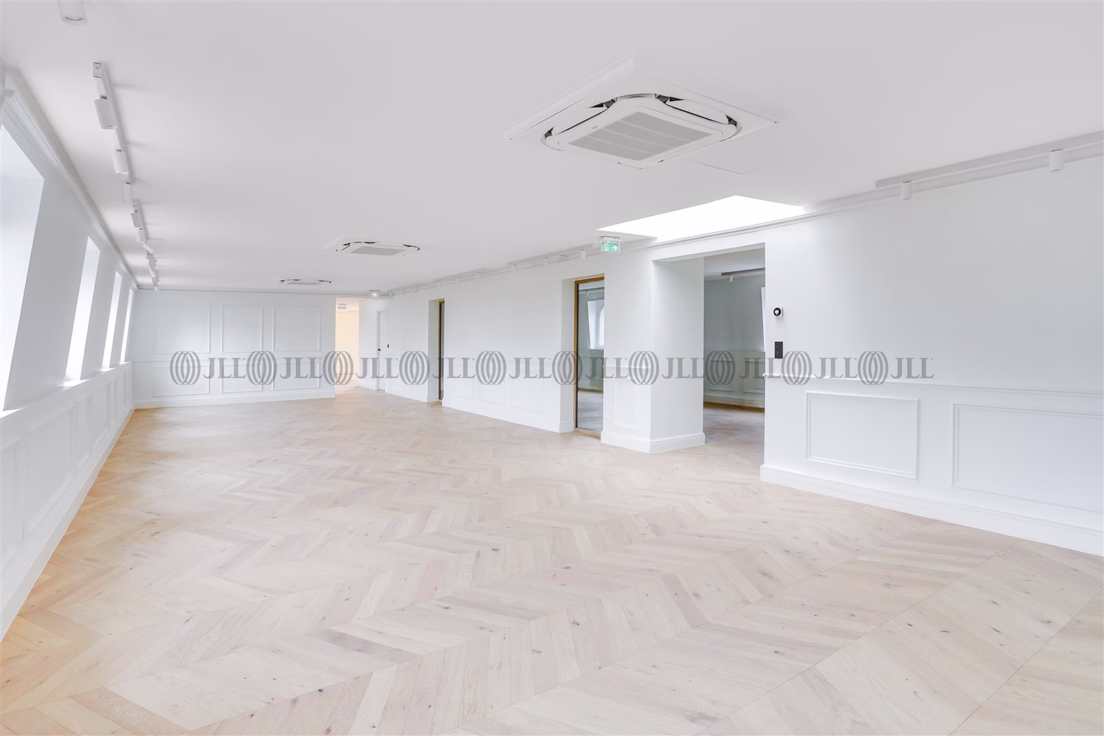 1 AVENUE FRANKLIN DELANO ROOSEVELT