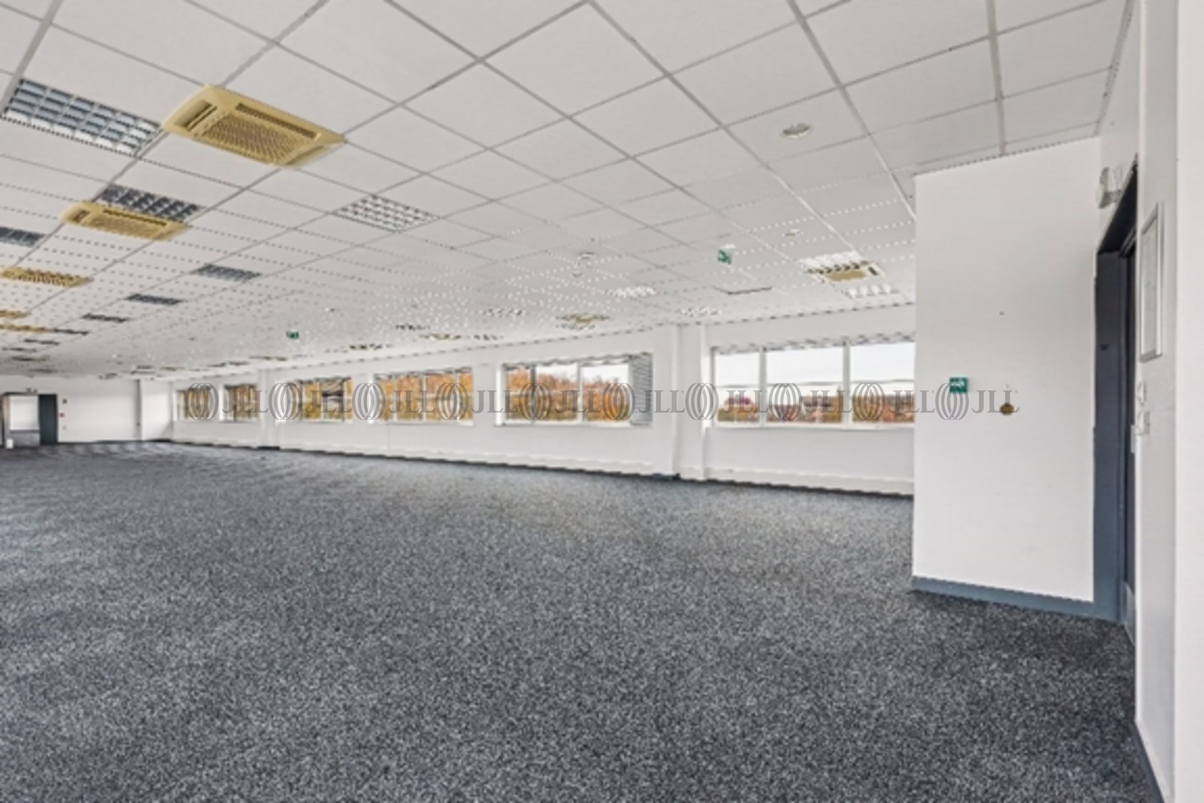 40 AVENUE DE L AVENIR