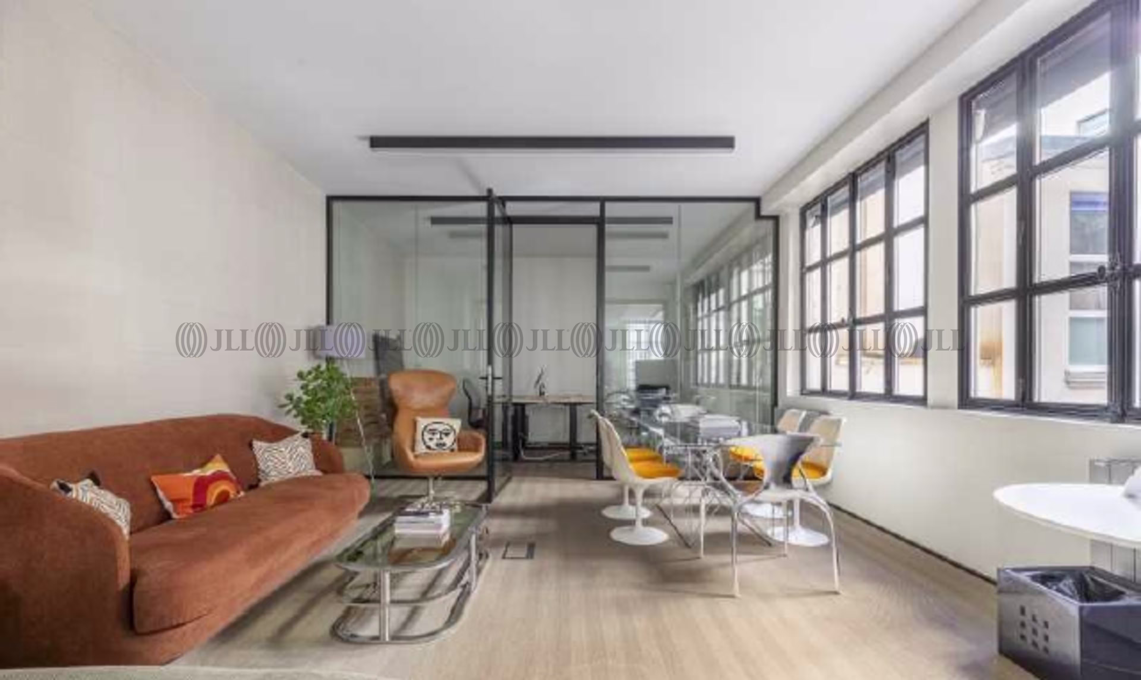 13 RUE VIVIENNE