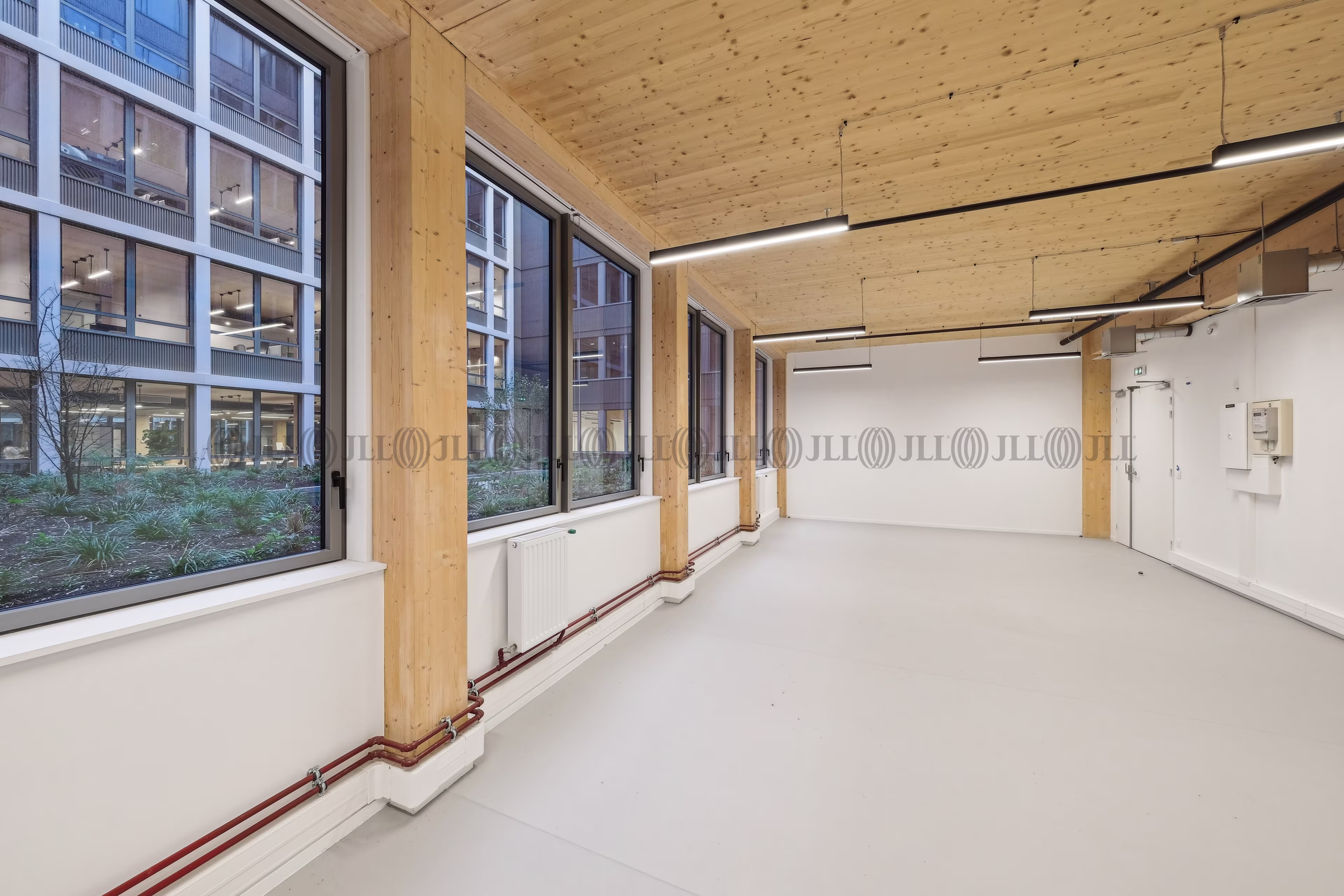 11-15 RUE DES BRETONS