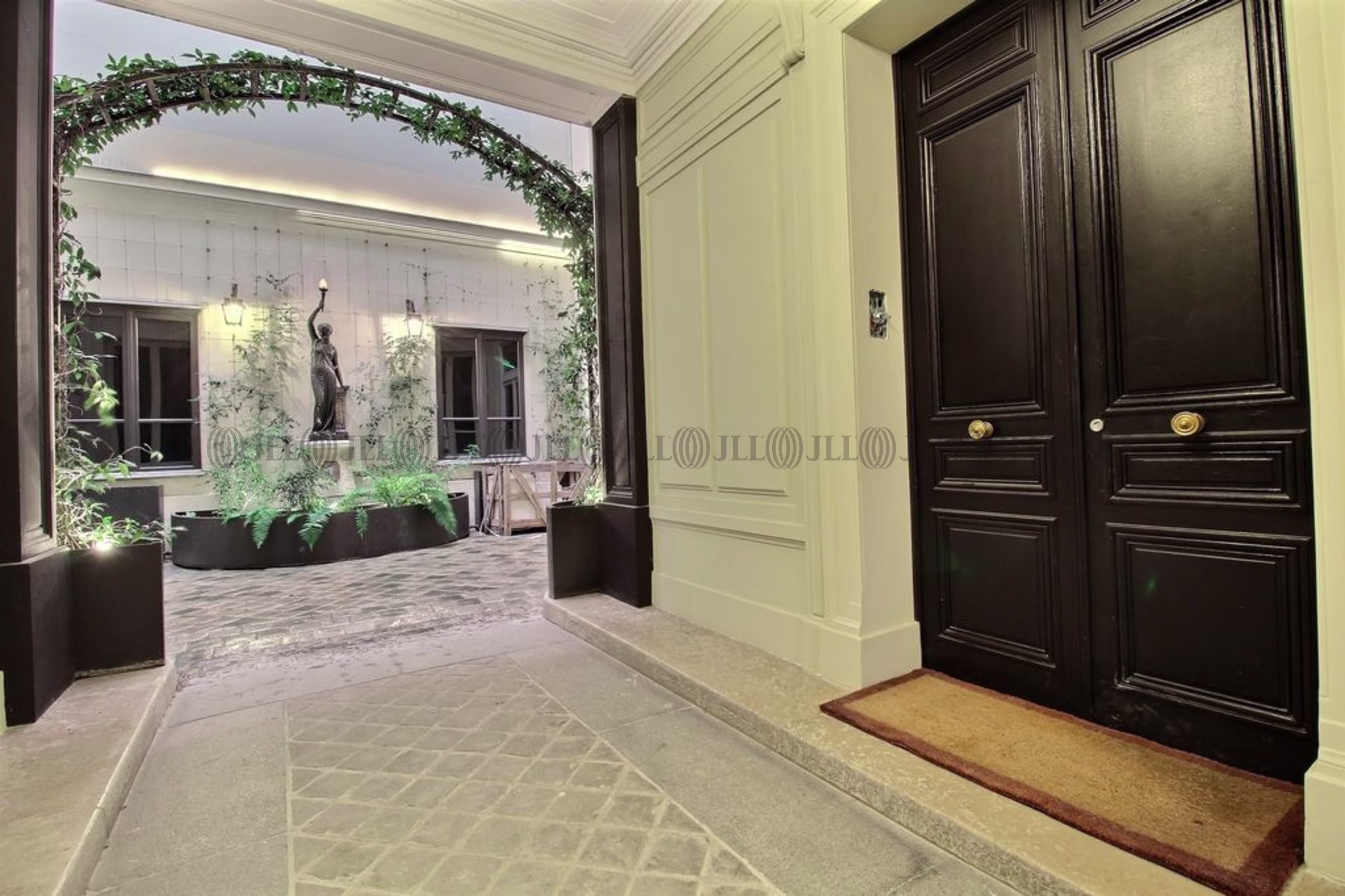 217 RUE SAINT HONORE