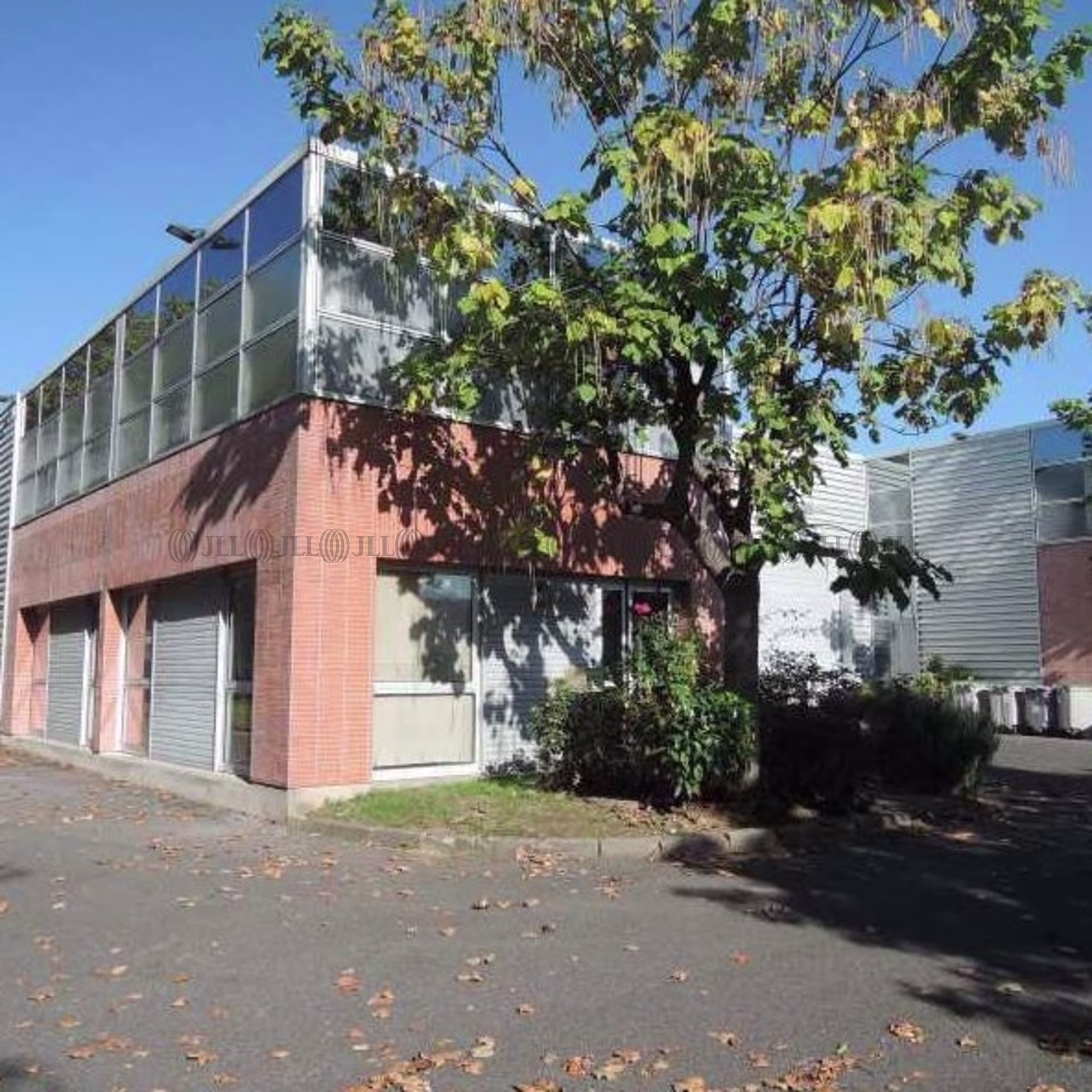 4 AVENUE PIERRE SALVI
