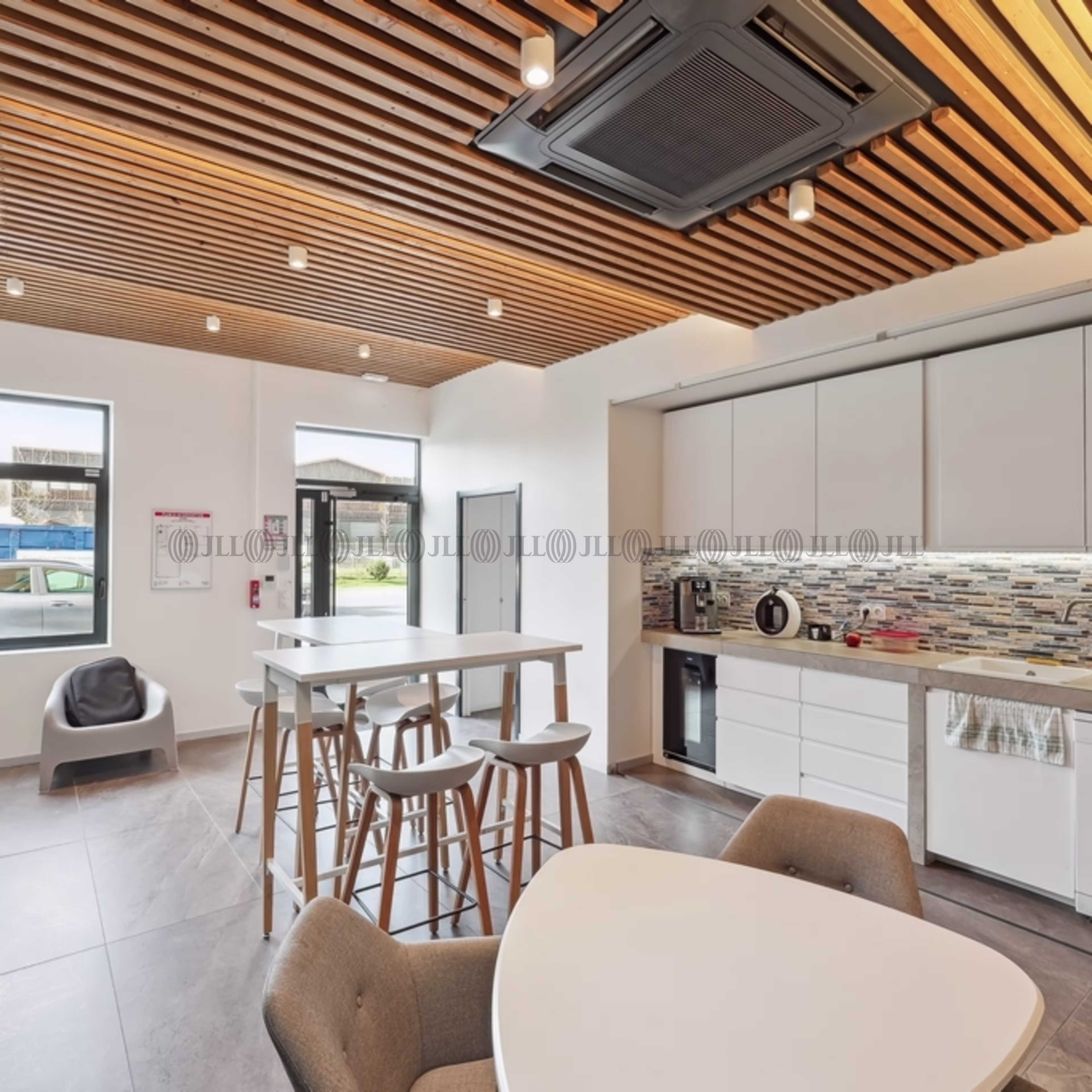17 RUE GEORGES MELIES