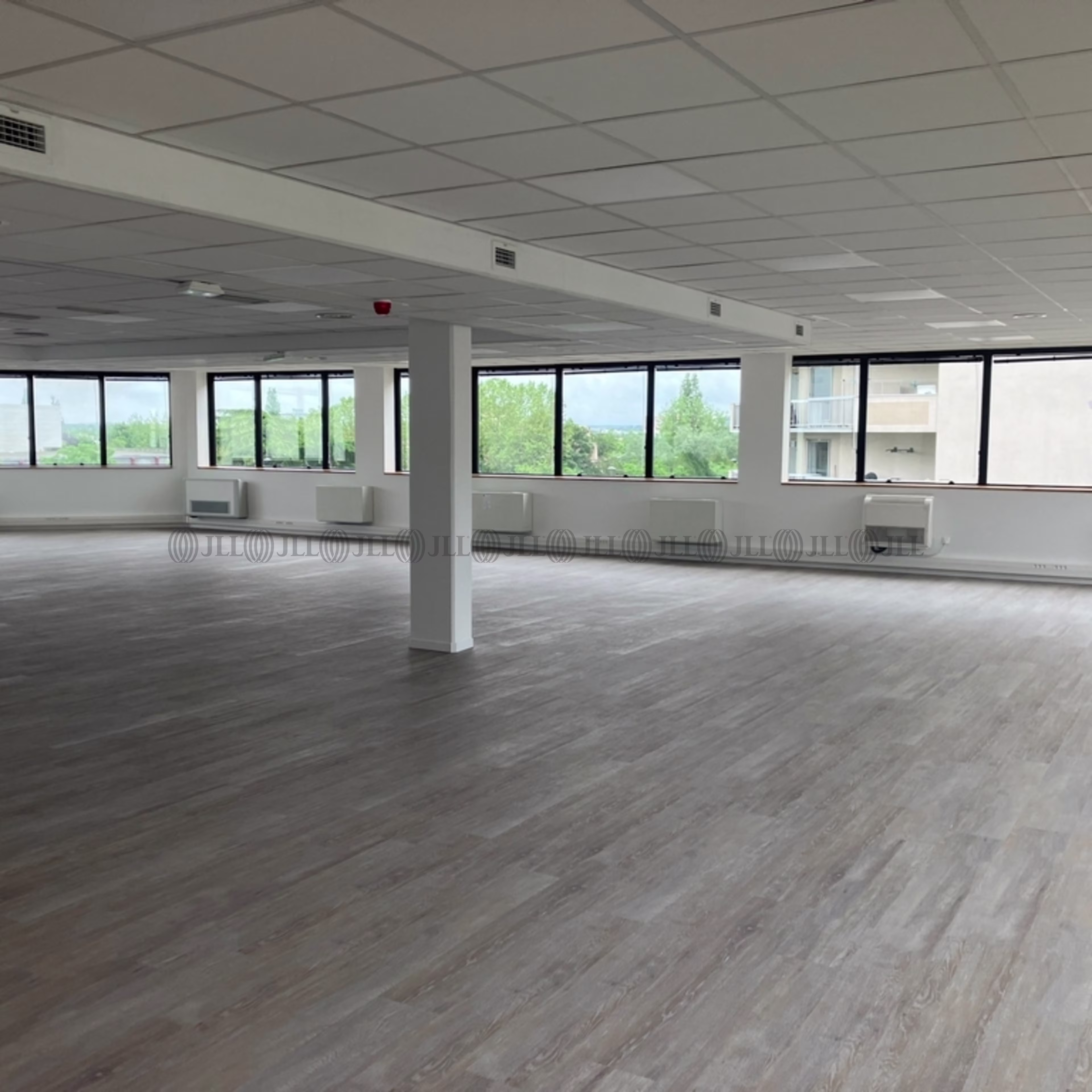 1 RUE CROIX DES MAHEUX