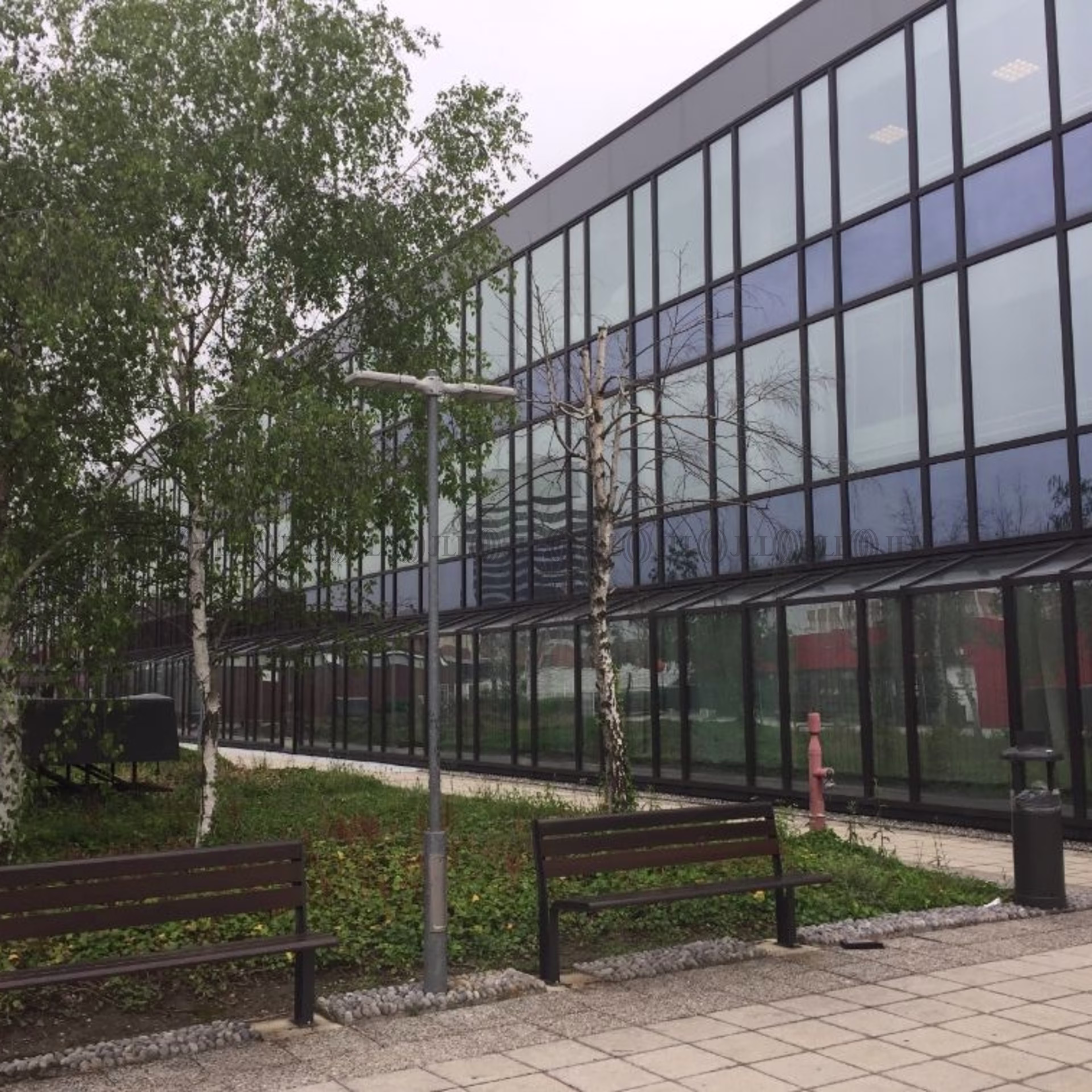  CENTRE COMMERCIAL 3 FONTAINES